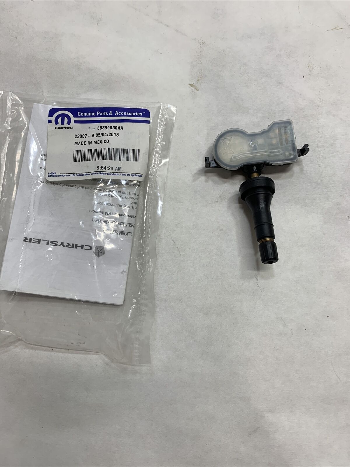 New OEM 1PCS TPMS Tire Pressure Sensor 2017-2019 Pacifica 68399030AA