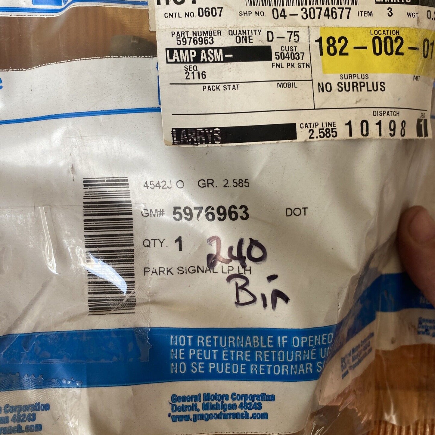 New OEM GM Grand Prix 1990-96 Driver Side Park Signal Light Lamp Sedan 5976963