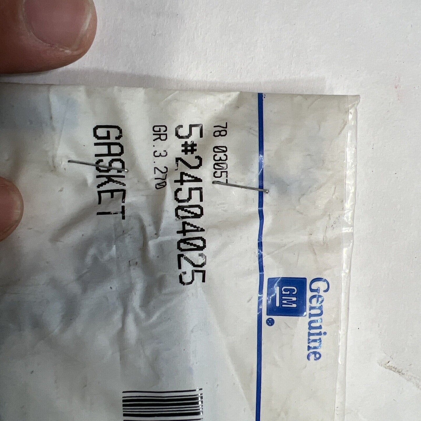 New OEM Genuine GM Lumina 1996-1997 Upper Engine Intake Manifold Gasket 24504025