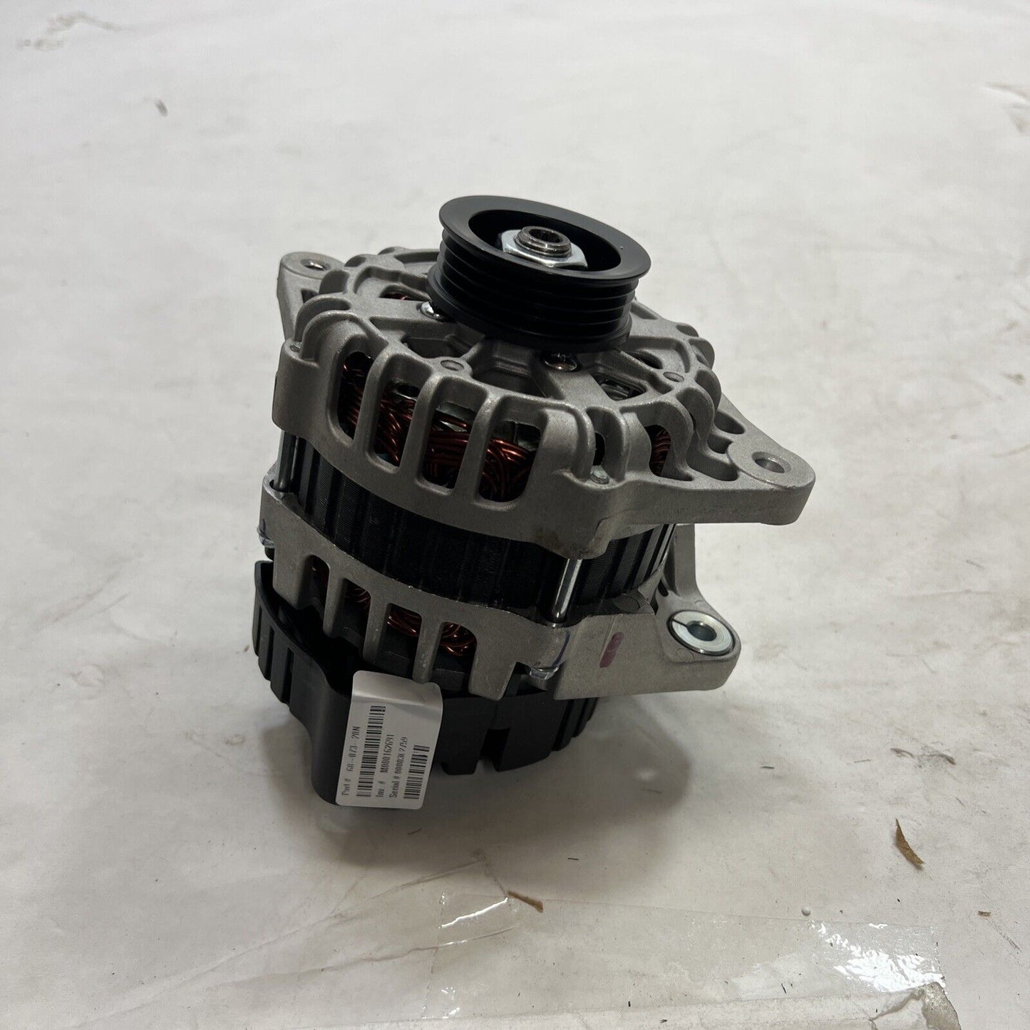 New OEM Genuine Mai Alternator 12V 70 Amp 6807320n