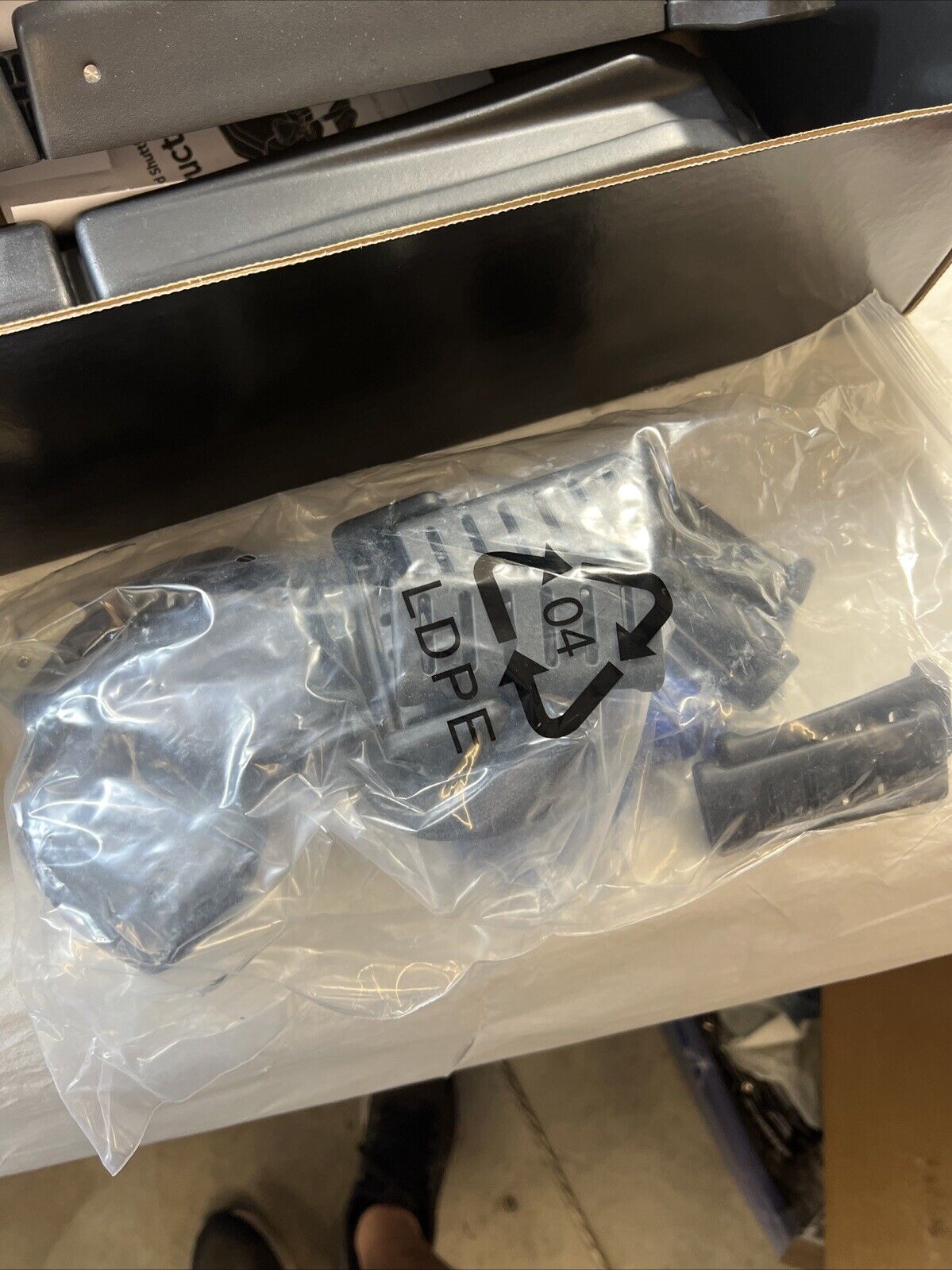 NEW Ford Stand Up Paddleboard (SUP) Roof Mounted Rack & Carrier VFT4Z7855100B