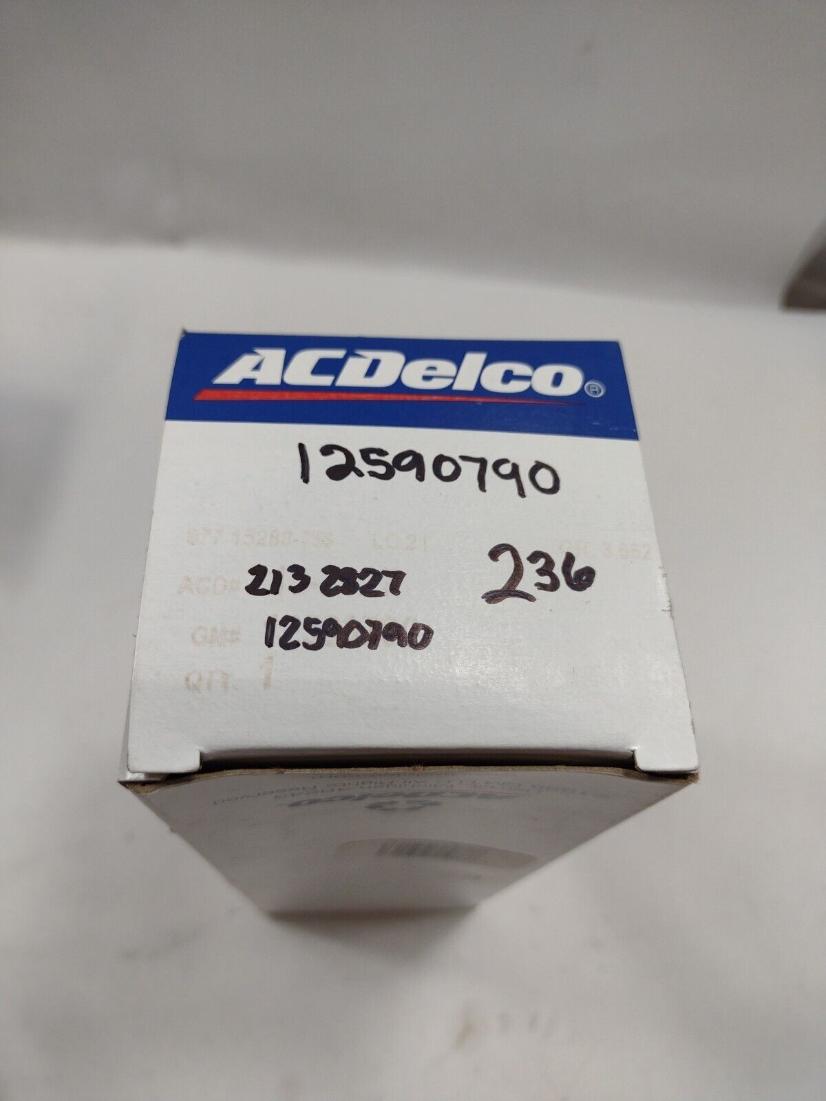 GM Genuine Parts 12590790 Oxygen Sensor