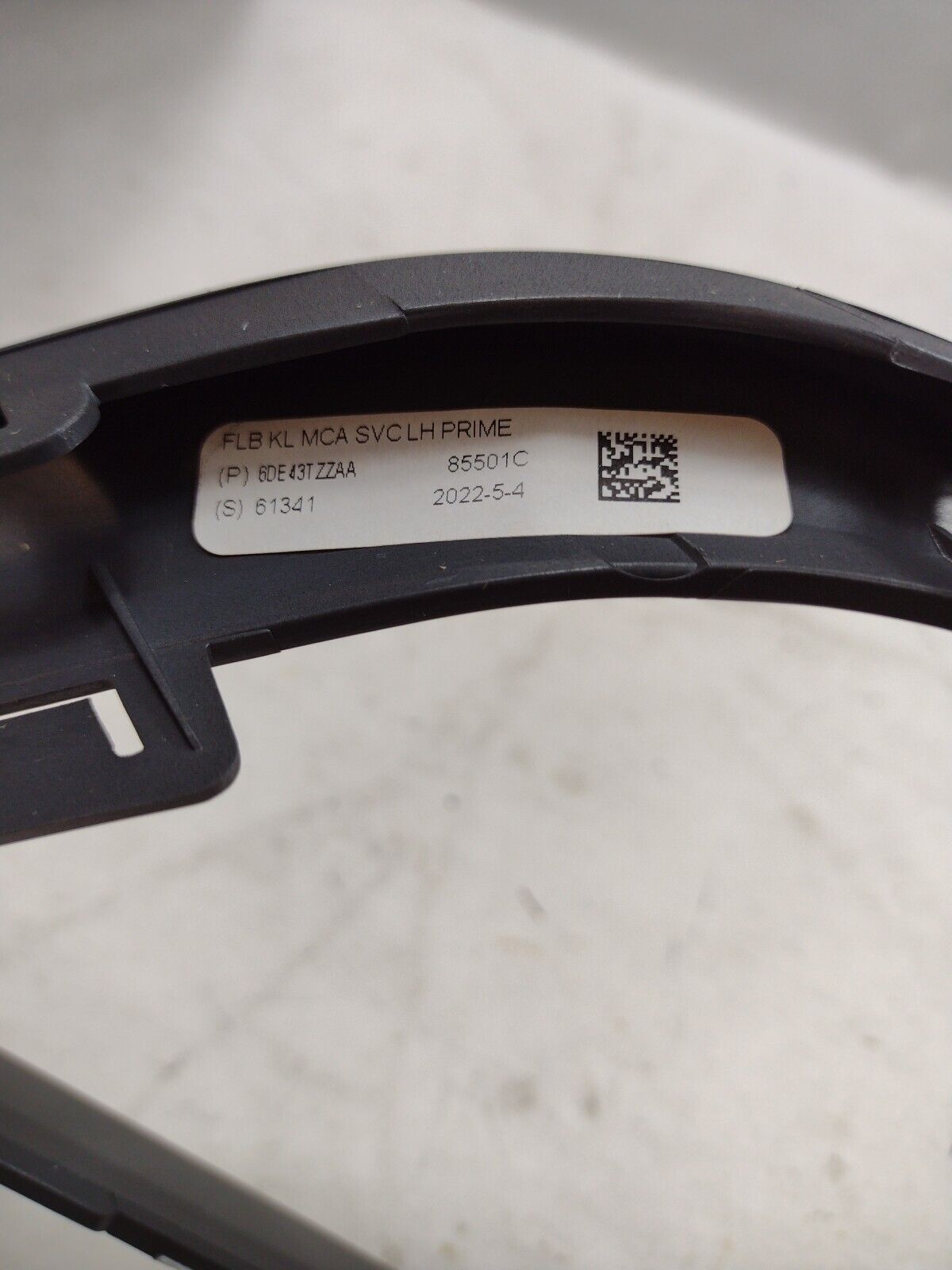 Genuine OEM Mopar Jeep Cherokee Fog Lamp Bezel Trim Left 2019-2023 6DE43TZZAA