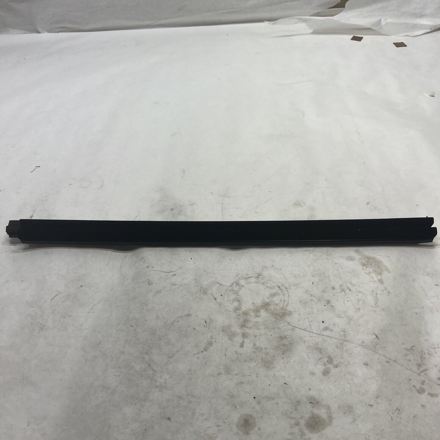 New Ford 2020 Explorer Rear Door Interior Trim-Belt W'strip Right LB5Z7825860A