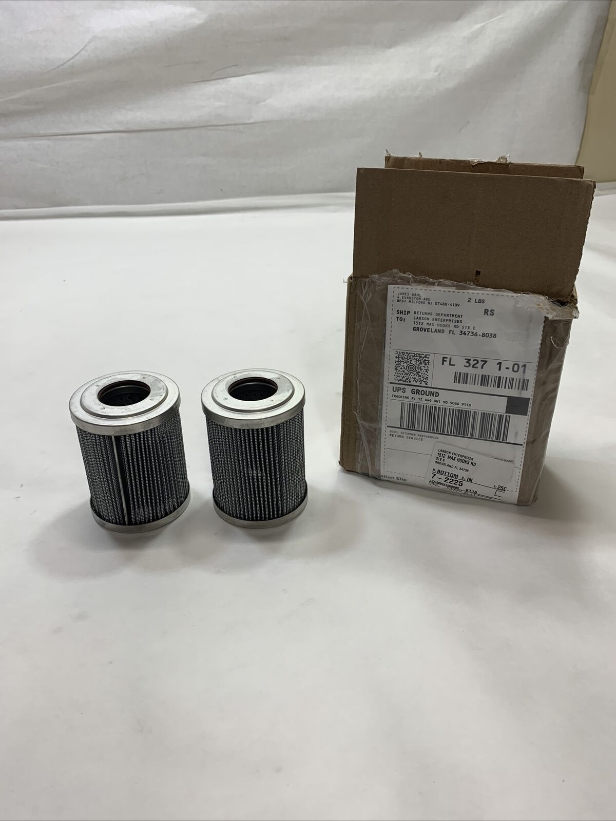 New OEM Fleetguard Filters No Gaskets HF3515200