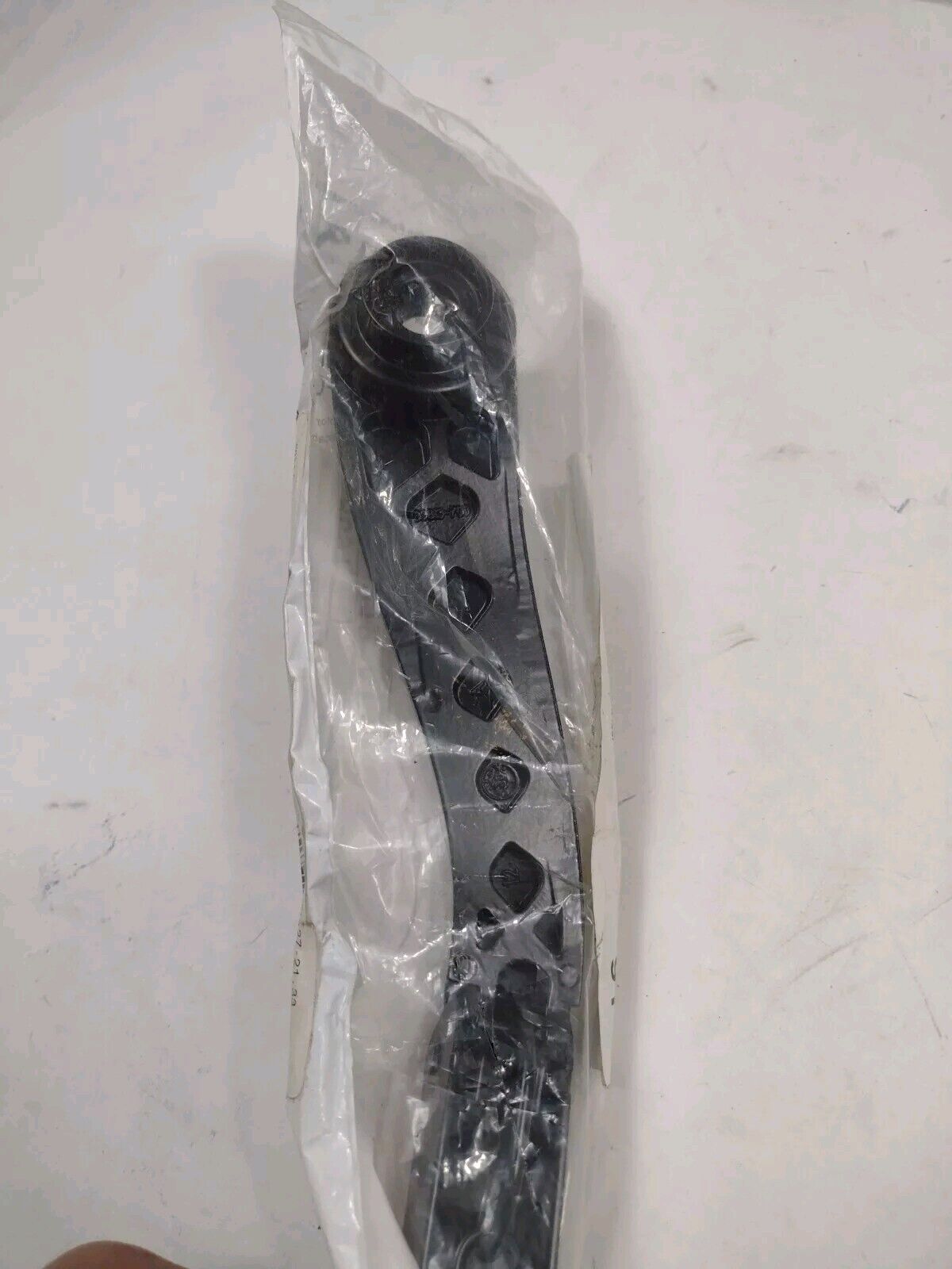Genuine OEM Mopar Dodge Journey Front Wiper Arm Left 2013-2020 68235446AA