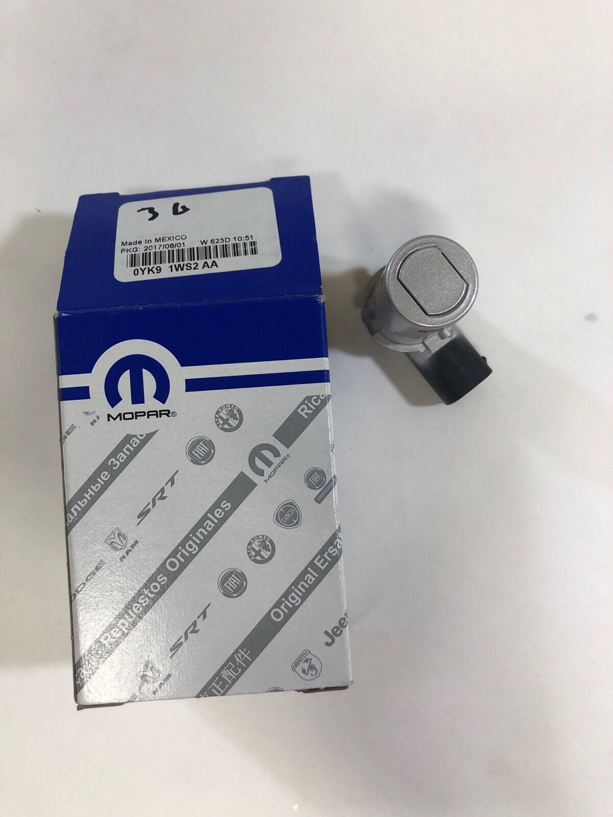 New OEM 2005-08 Chrysler Pacifica Parking Sensor New OEM YK91WS2AA
