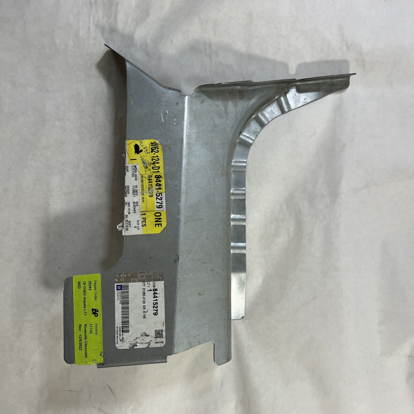 Genuine OEM GM Front Driver Side Wheelhouse Panel Reinforcement 10-20 84415279