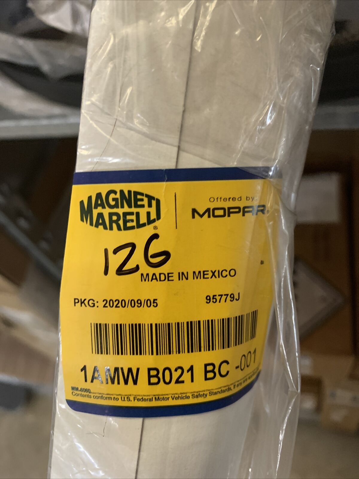 New OEM Mopar Blade 1AMWB021BC