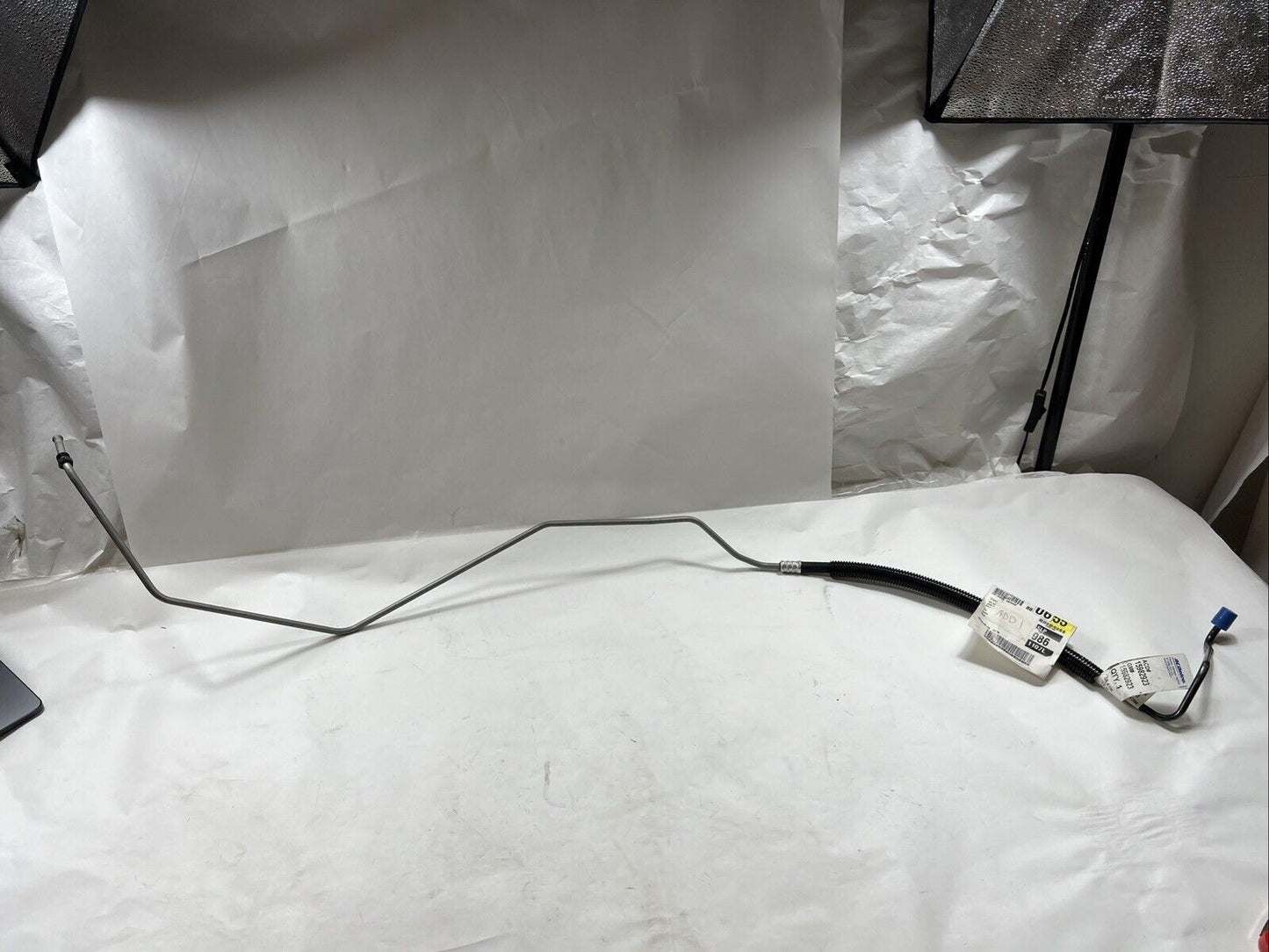 Genuine OEM GM Chevrolet C1500 Fluid Auxiliary Outlet Line 1993-1995 15982923