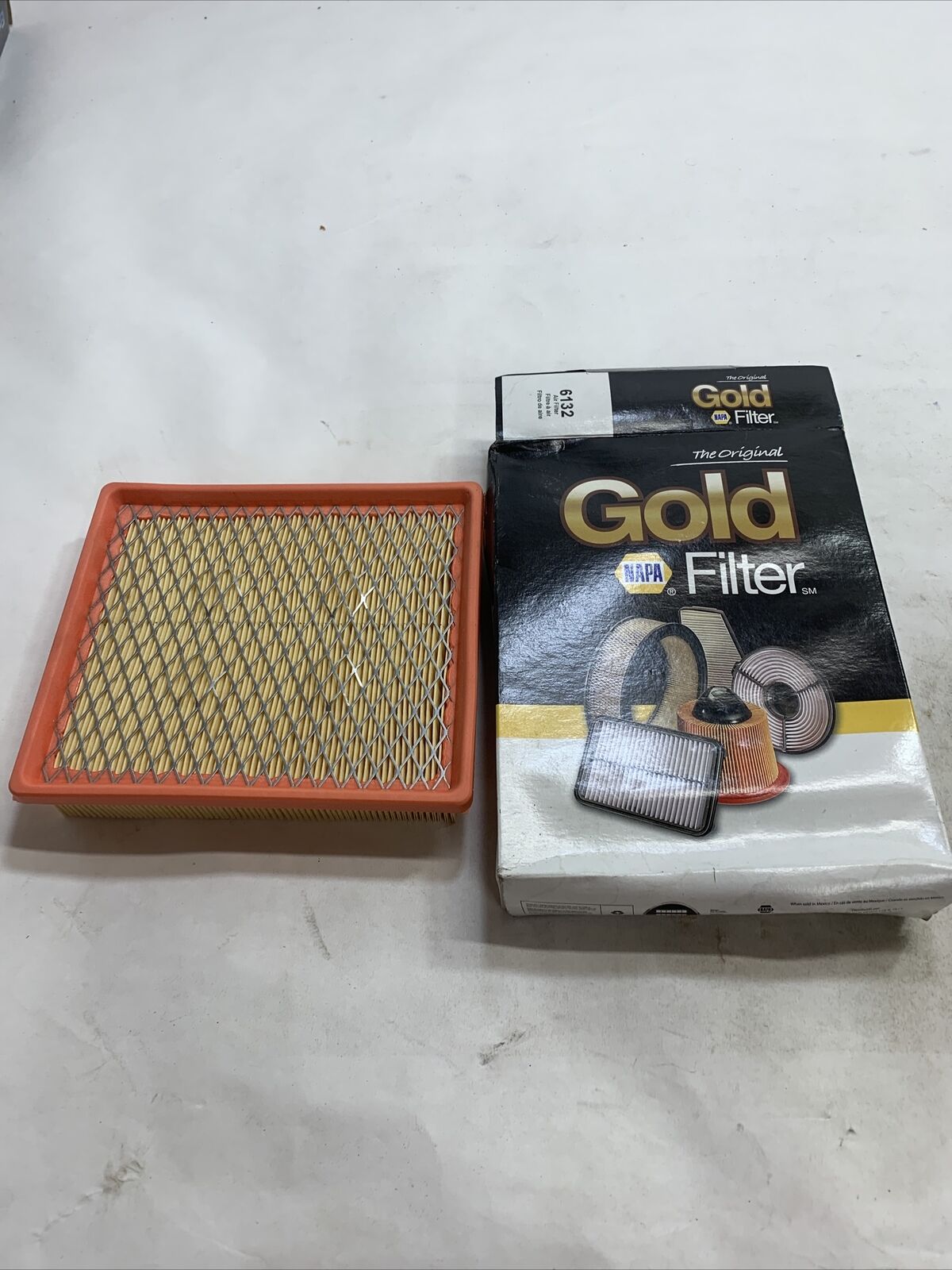 NAPA GOLD AIR FILTER , 6132
