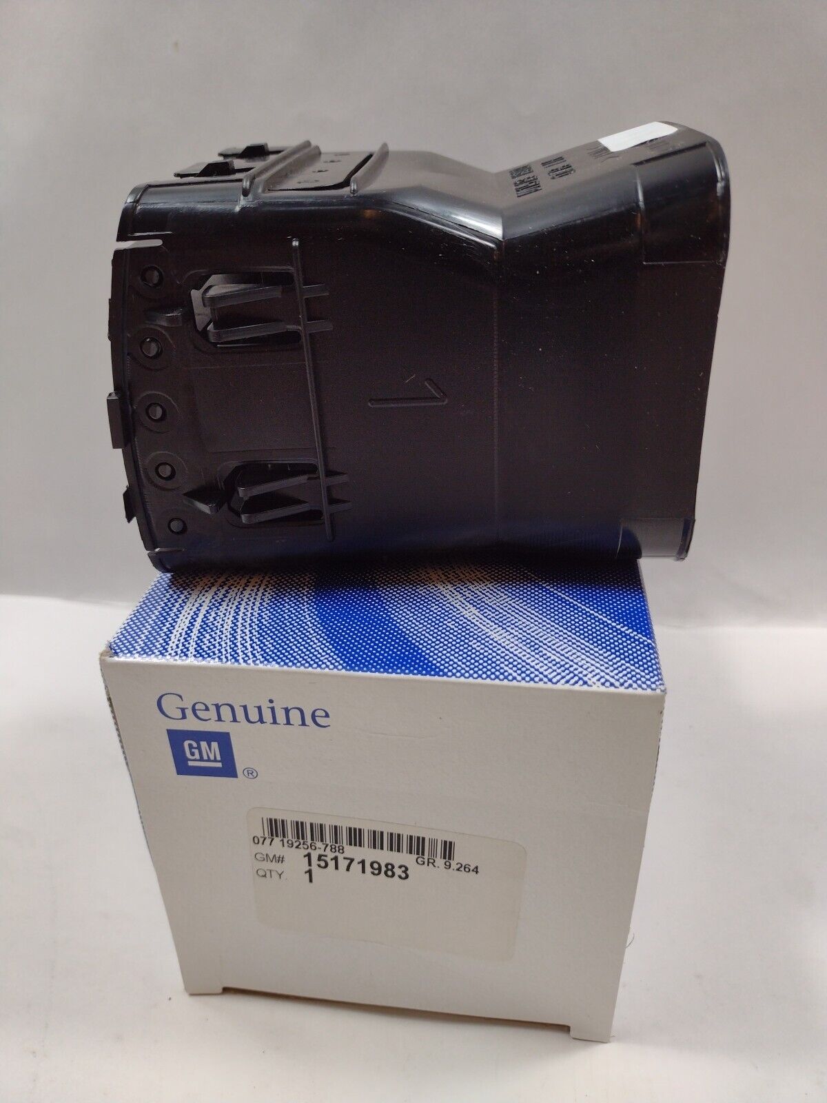 Genuine OEM GM Canyon Left Driver Side Inner Dash AC Air Vent Deflector 15171983