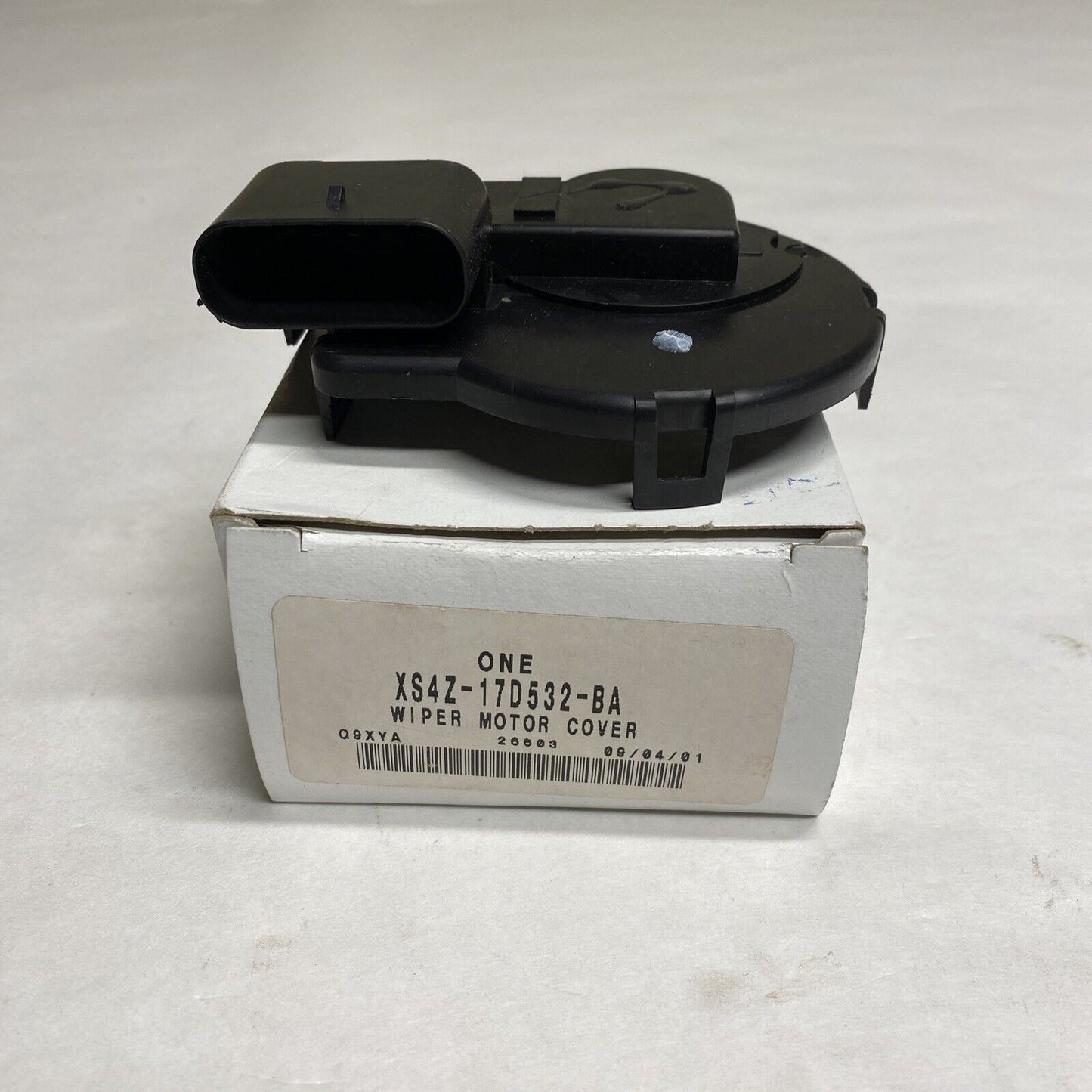 New OEM Ford Wiper Motor Cover XS4Z17D532BA