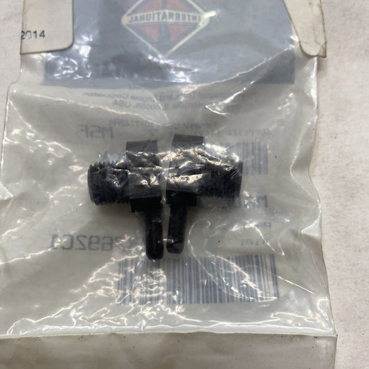 New OEM Genuine International BLOCK  437692C1