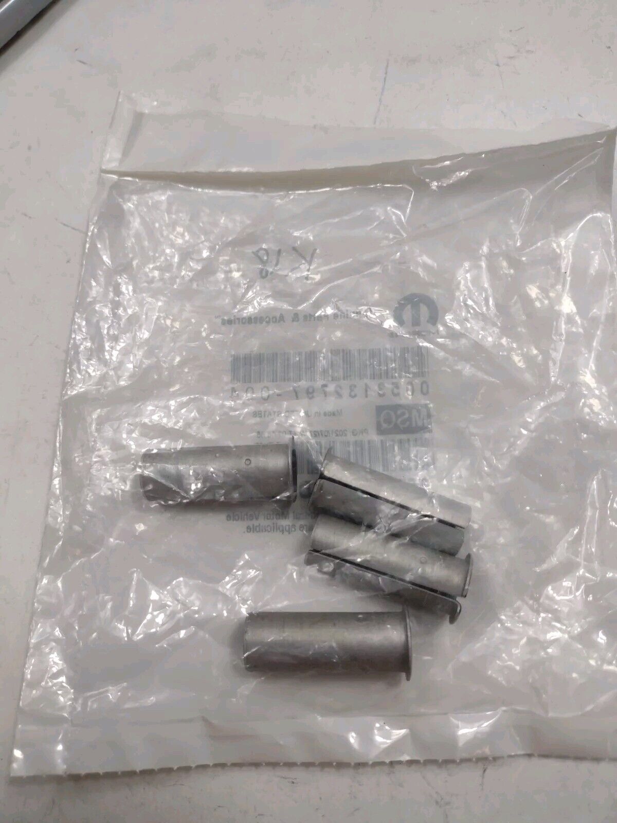 New 4 Pack 07-18 Jeep Wrangler Door Hinge Bushings OEM MOPAR GENUINE 55395703AD