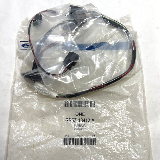 New OEM Ford Light Socket and Wire Assembly GP5Z13412A