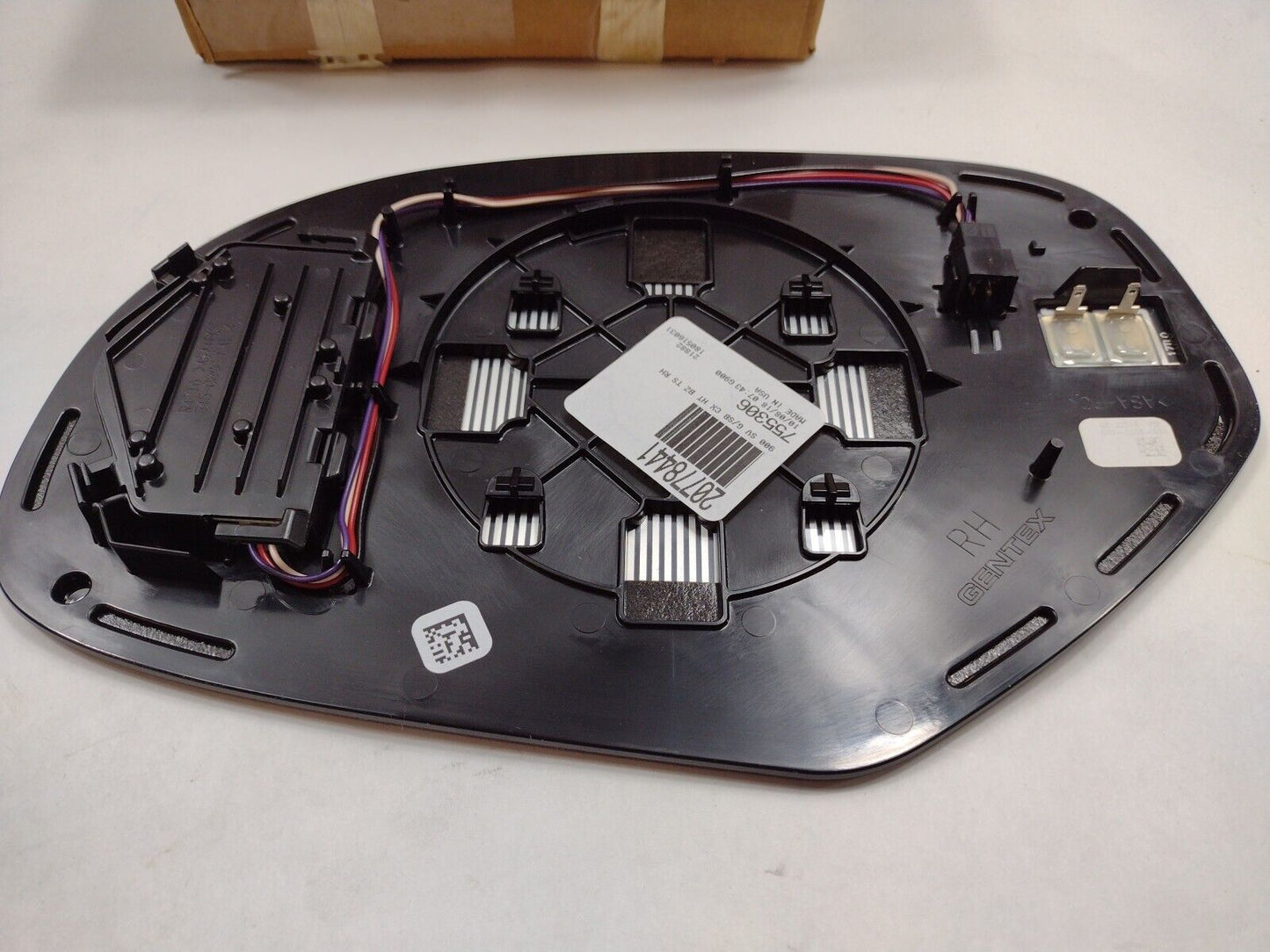 Genuine OEM GM Cadillac Escalade Mirror Glass 2009-2014 20778441