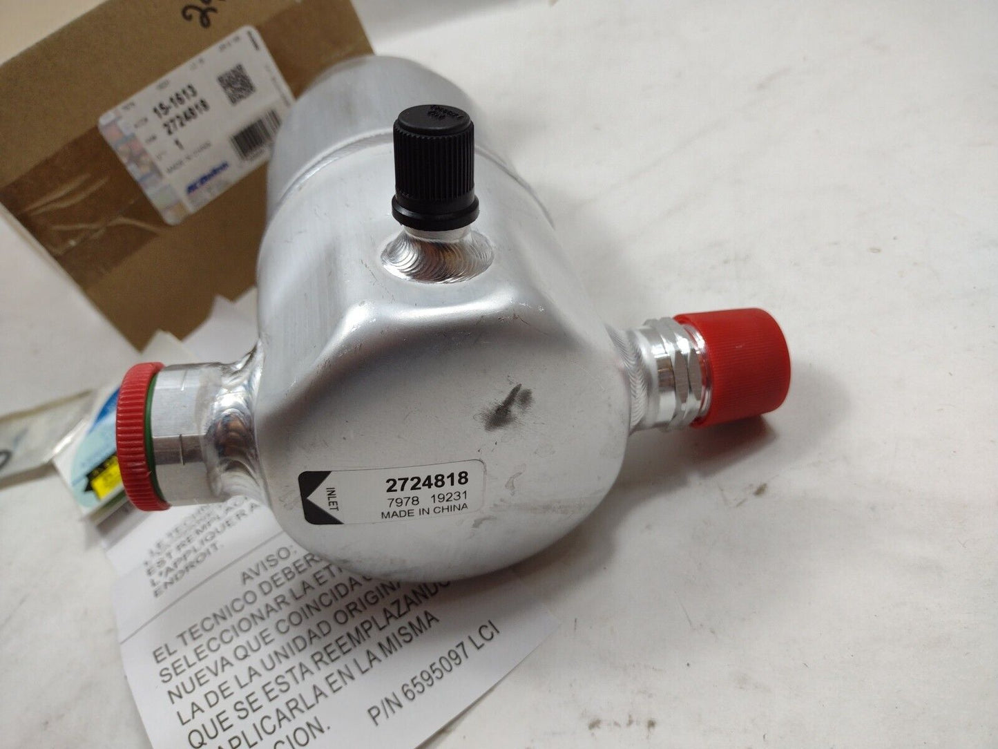 Genuine OEM GM Chevrolet C1500 Air Conditioner 1994-1995 2724818  ACDelco 151613