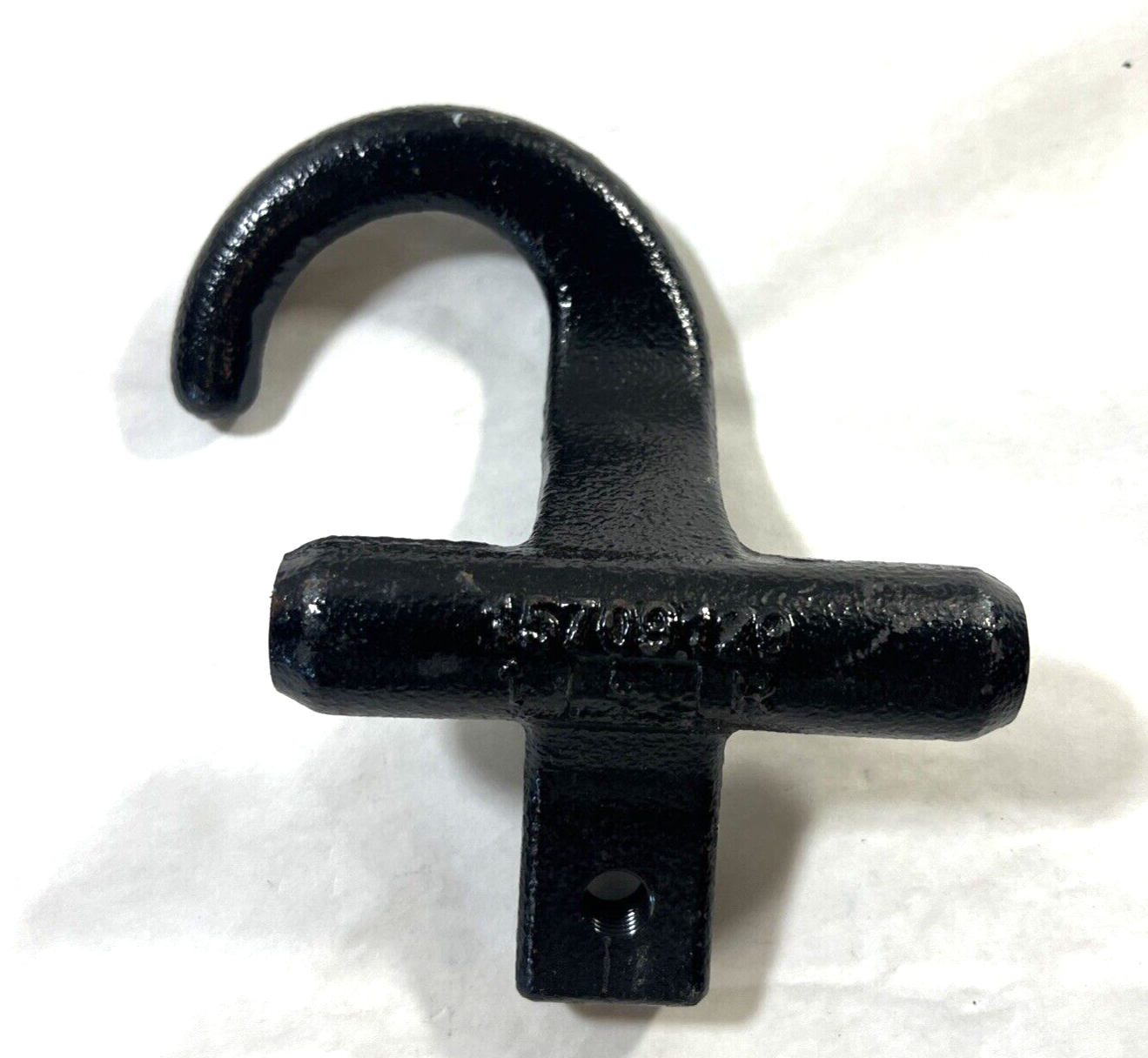 Genuine OEM GM Chevrolet Silverado 1500 Front Right Side Tow Hook 99-07 15709128