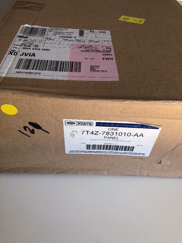 New OEM Ford Edge Rear Right Interior Trim 07-14 7T4Z7831010AA