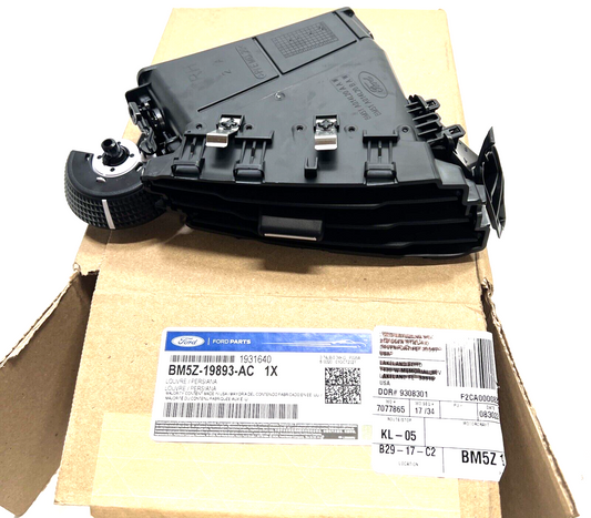 New OEM Genuine Ford Focus 2012-2015 Vent Louvre Air Assembly BM5Z19893AC