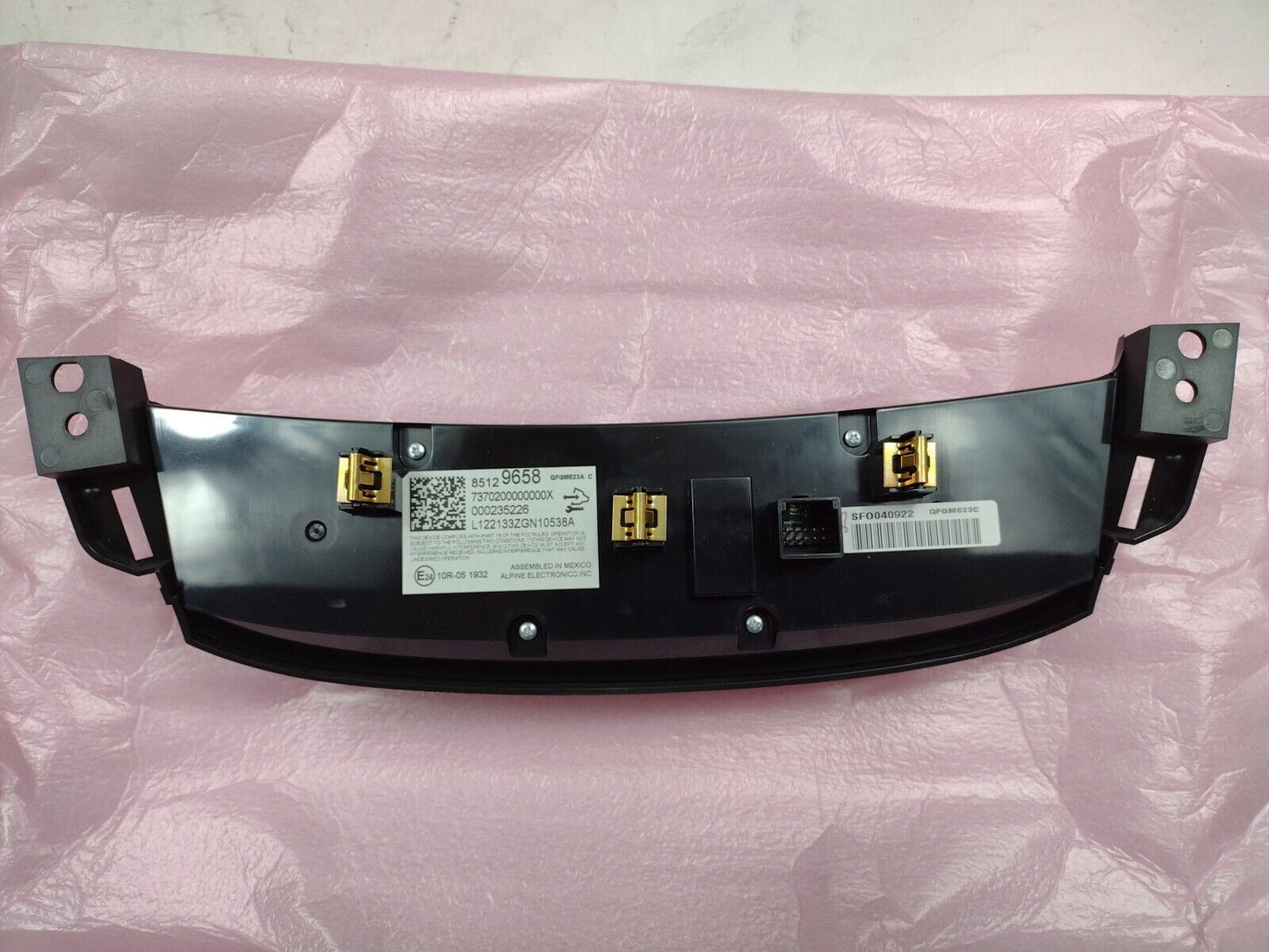 Genuine OEM GM Chevy Traverse Air Conditioning Interface Control 18-24  85129658