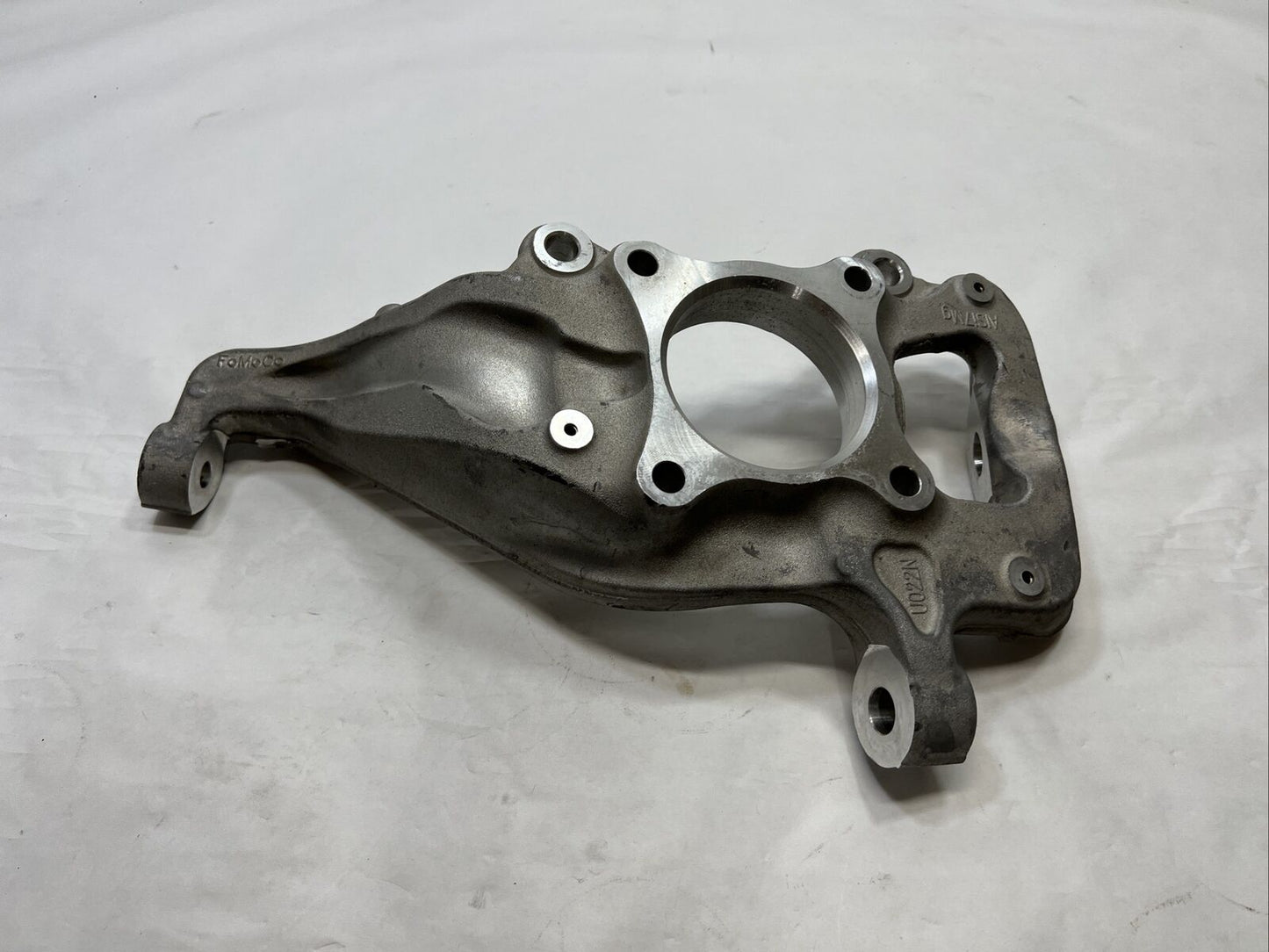 New OEM Genuine Ford F-150 Left Driver Side Steering Knuckle Motorcraft MEF432