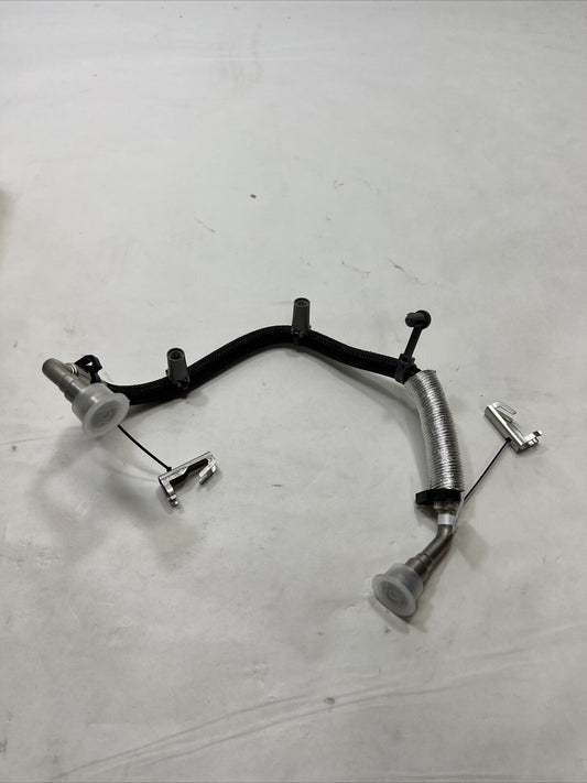 New OEM Genuine Ford Pipe Fuel HL3Z-9E964-D