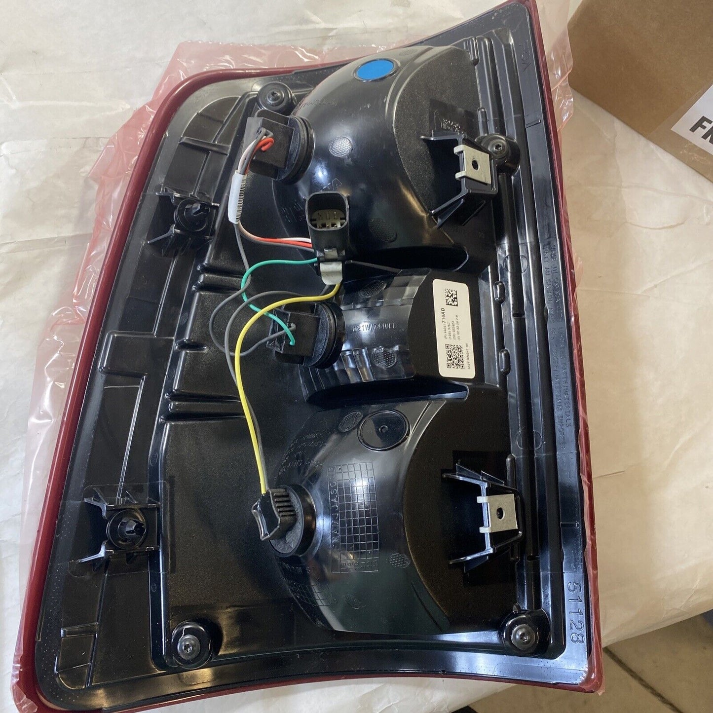 Genuine OEM Mopar Ram 2500 3500 Right Side Halogen Tail Light Lamp 68361714AD