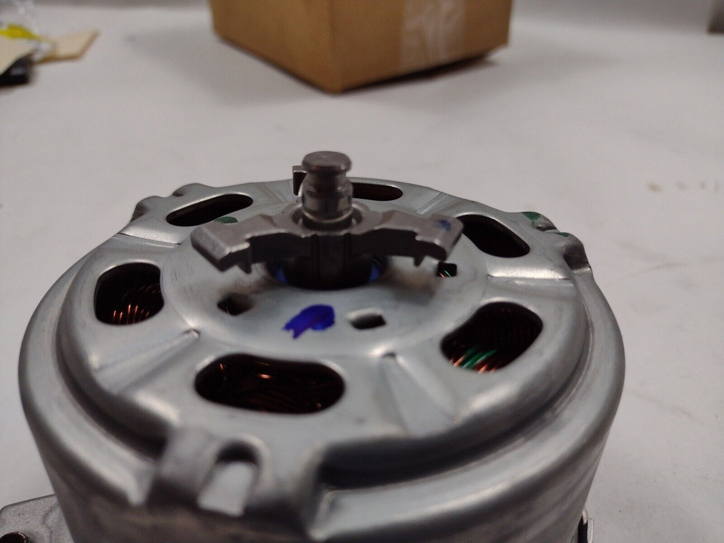 Genuine OEM GM Chevy Tahoe Engine Cooling Fan Motor 2007-2014 20903475