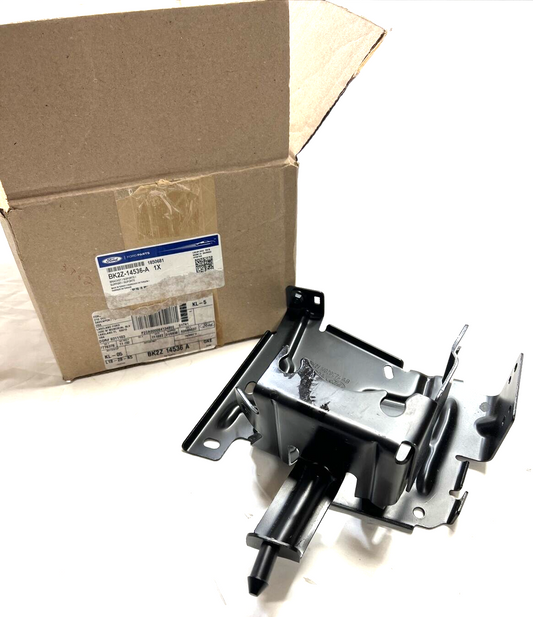 New OEM Genuine Ford Transit-150 2015-2019 Holder Bracket BK2Z14536A