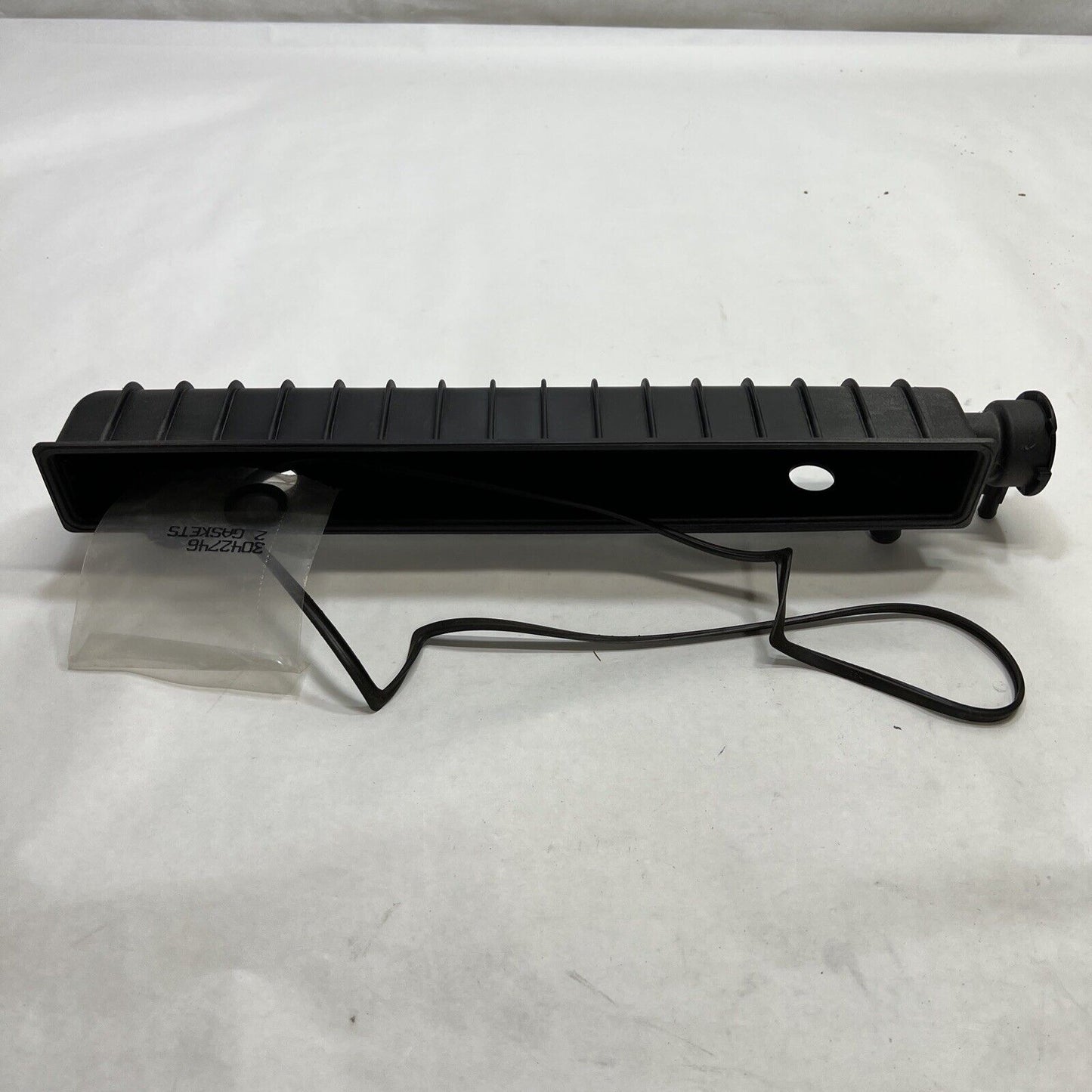 New OEM GM Radiator Outlet Tank Assembly ACDelco 3092205