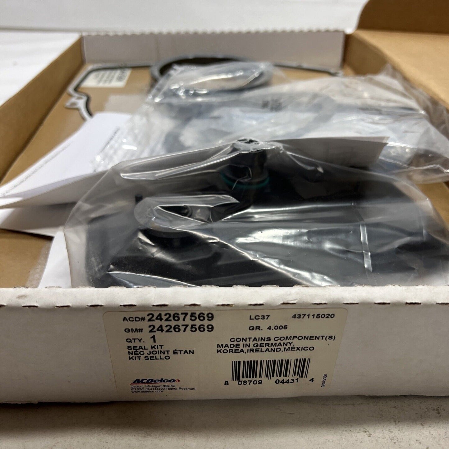 Genuine OEM GM Malibu Automatic Transmission Service Seal Kit 2009-2014 24267569