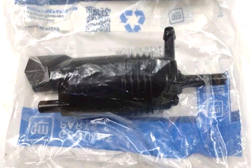 Genuine OEM GM Cadillac Escalade Windshield Washer Pump 2015-2020 23353390
