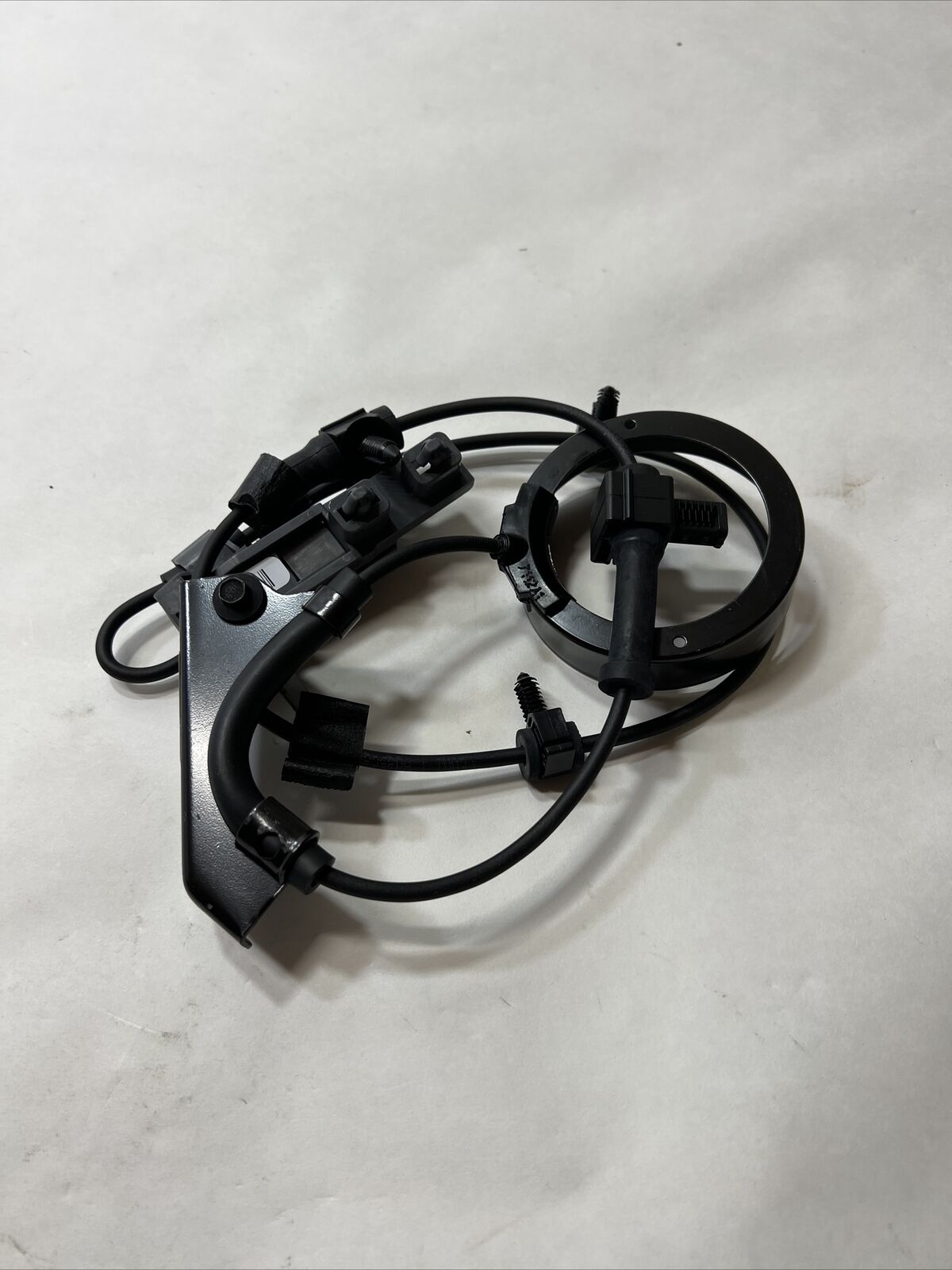 New OEM Genuine GM ACDelco ABS SPEED SENSOR 04-09 15176997