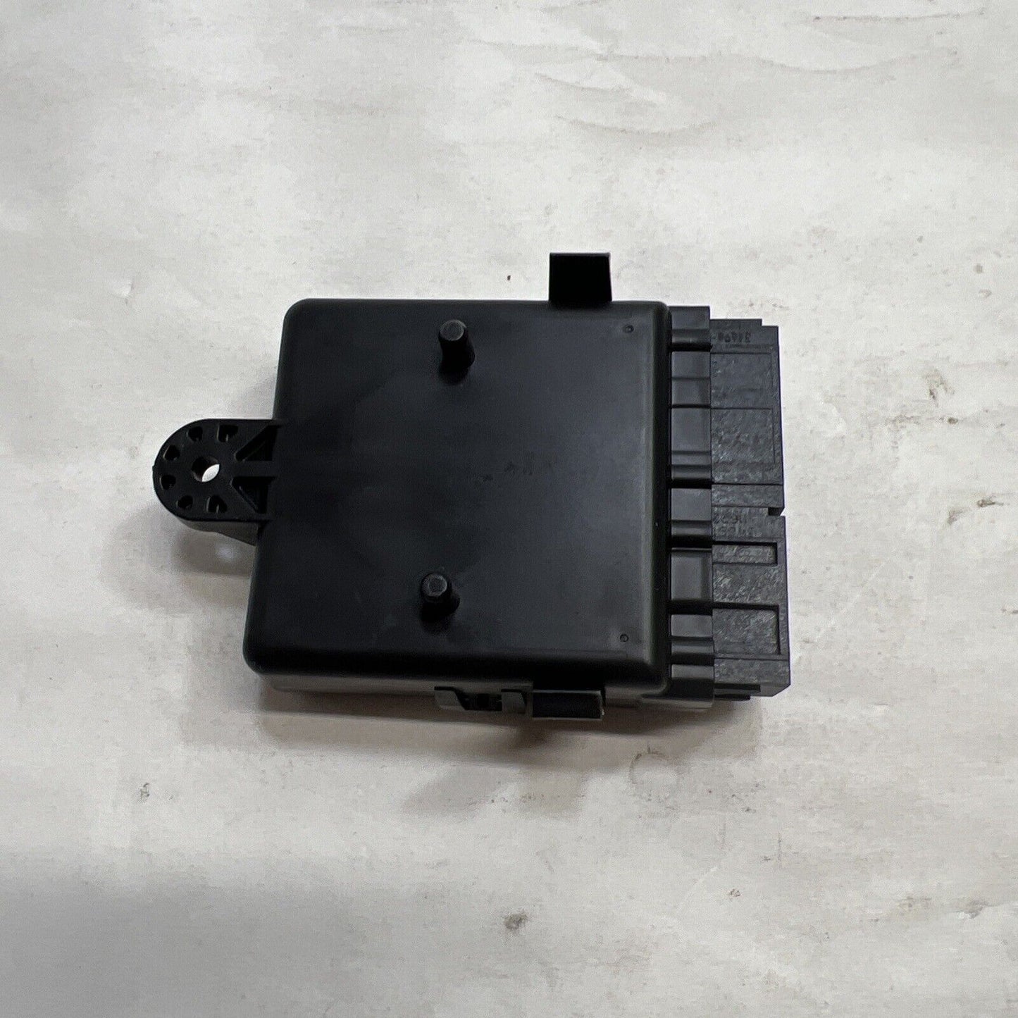 Genuine OEM GM Heated Computer Control Module 13535983