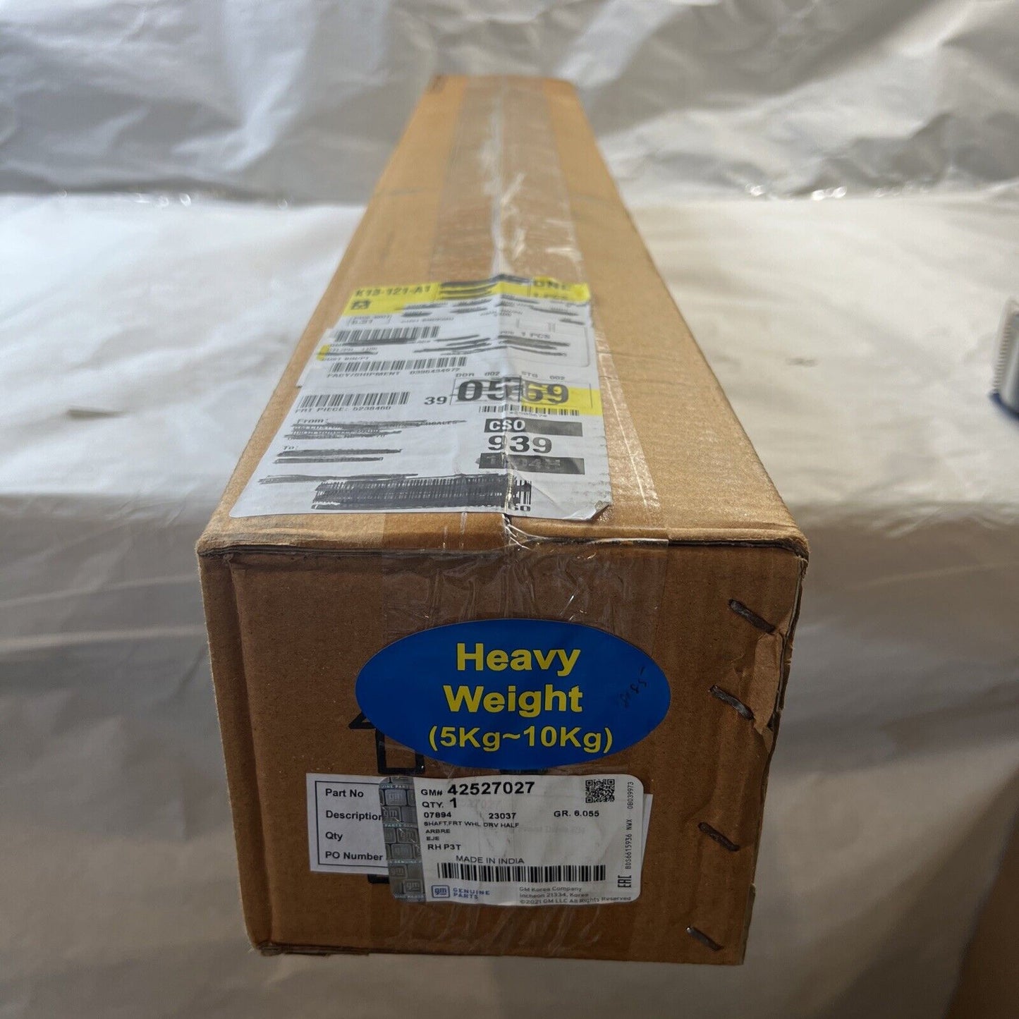 Genuine OEM GM Chevrolet Front Right Passenger Side Half-Shaft Assembly 42527027