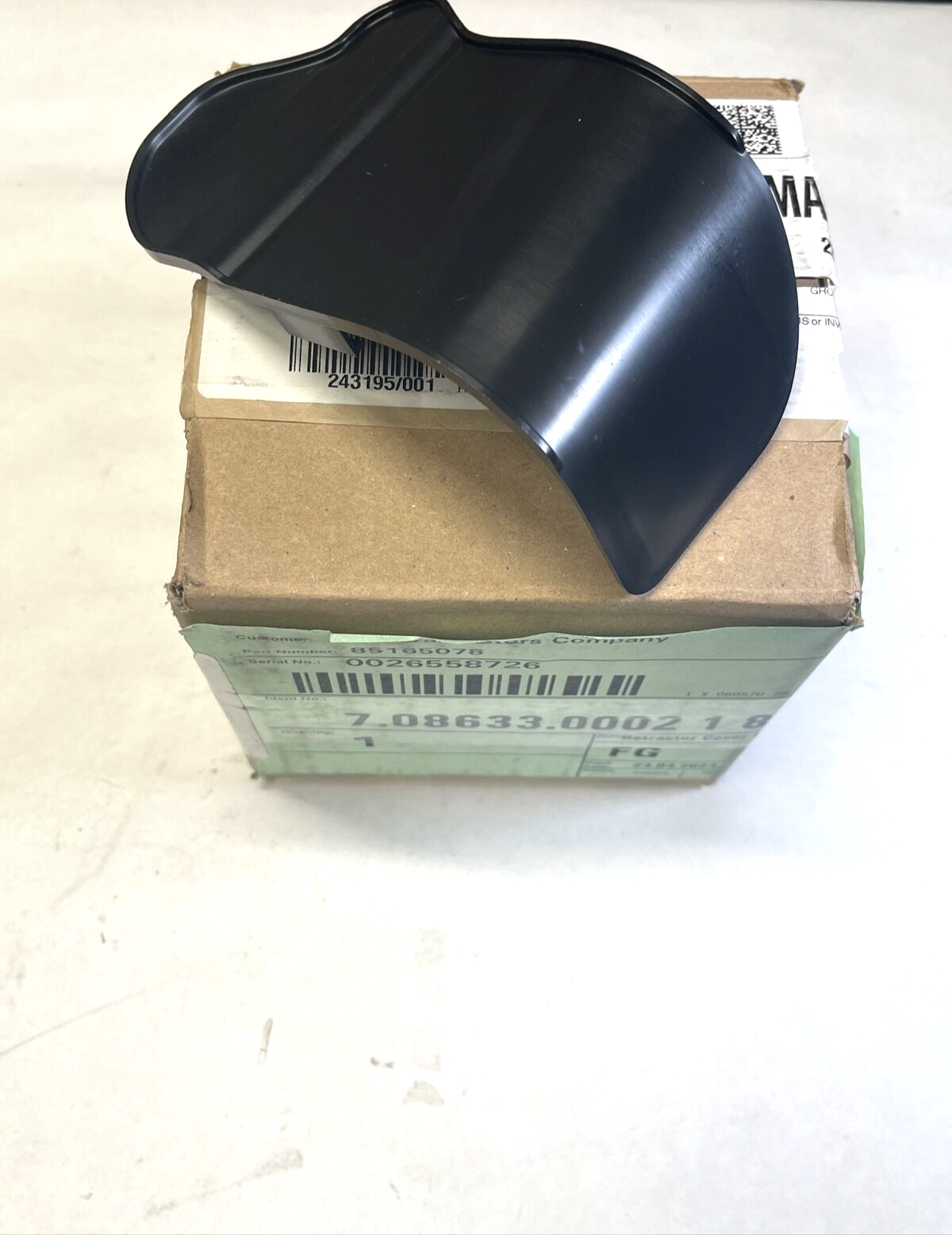 GM Chevrolet Corvette Driver Seat Belt Retractor Trim Cover 20-23 85165078