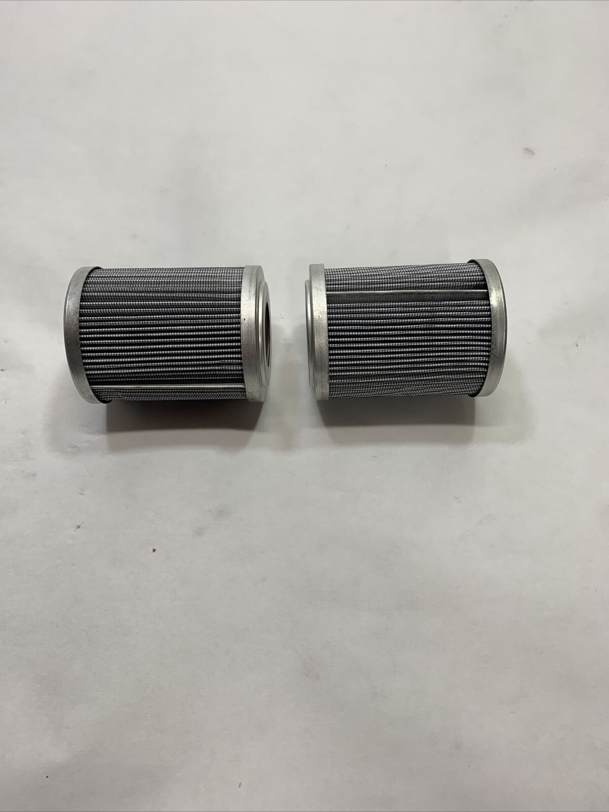 New OEM Fleetguard Filters No Gaskets HF3515200