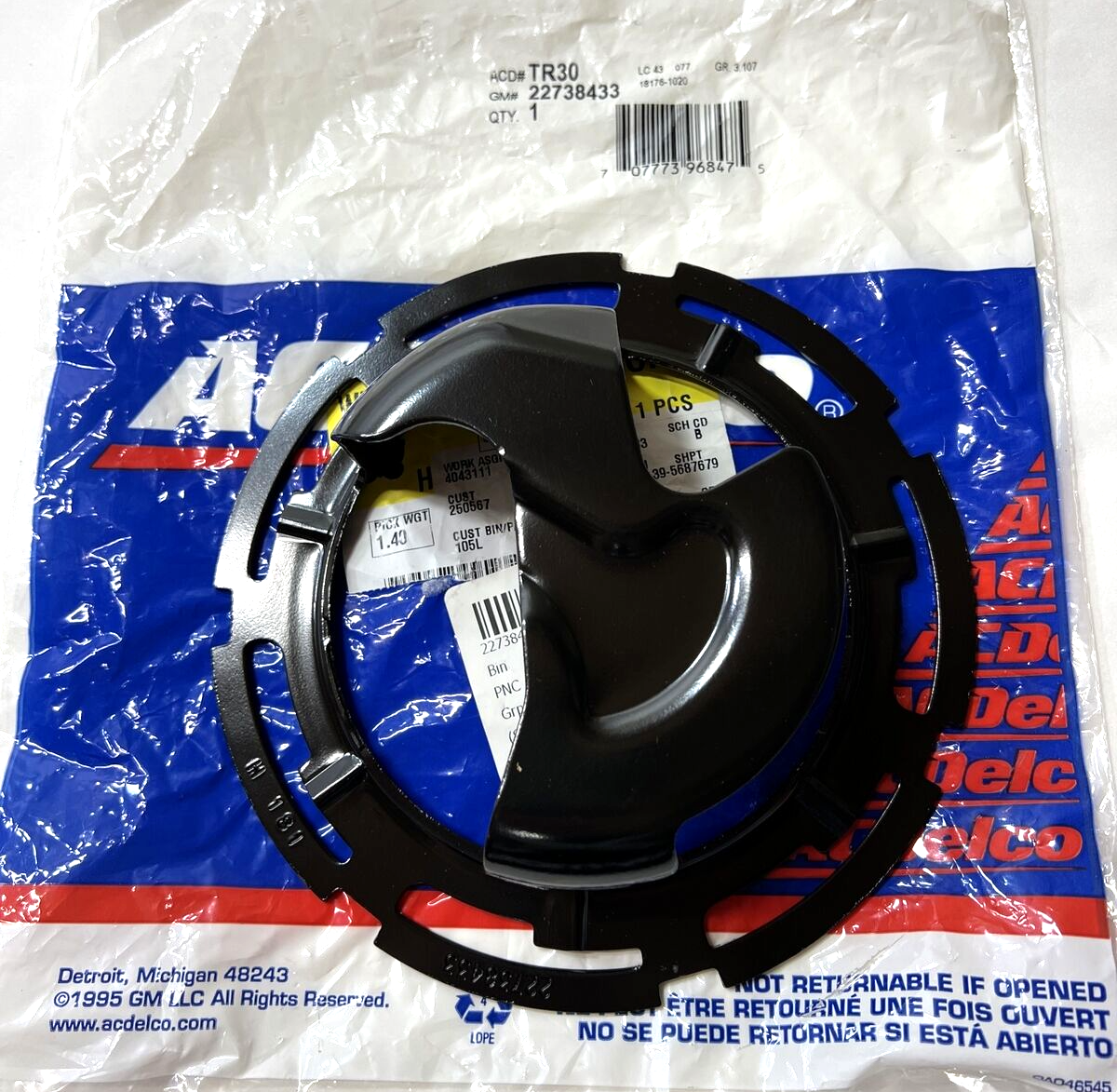 New OEM Genuine GM ACDelco Chevrolet 13-22 Passenger Side Lock Retainer 22738433
