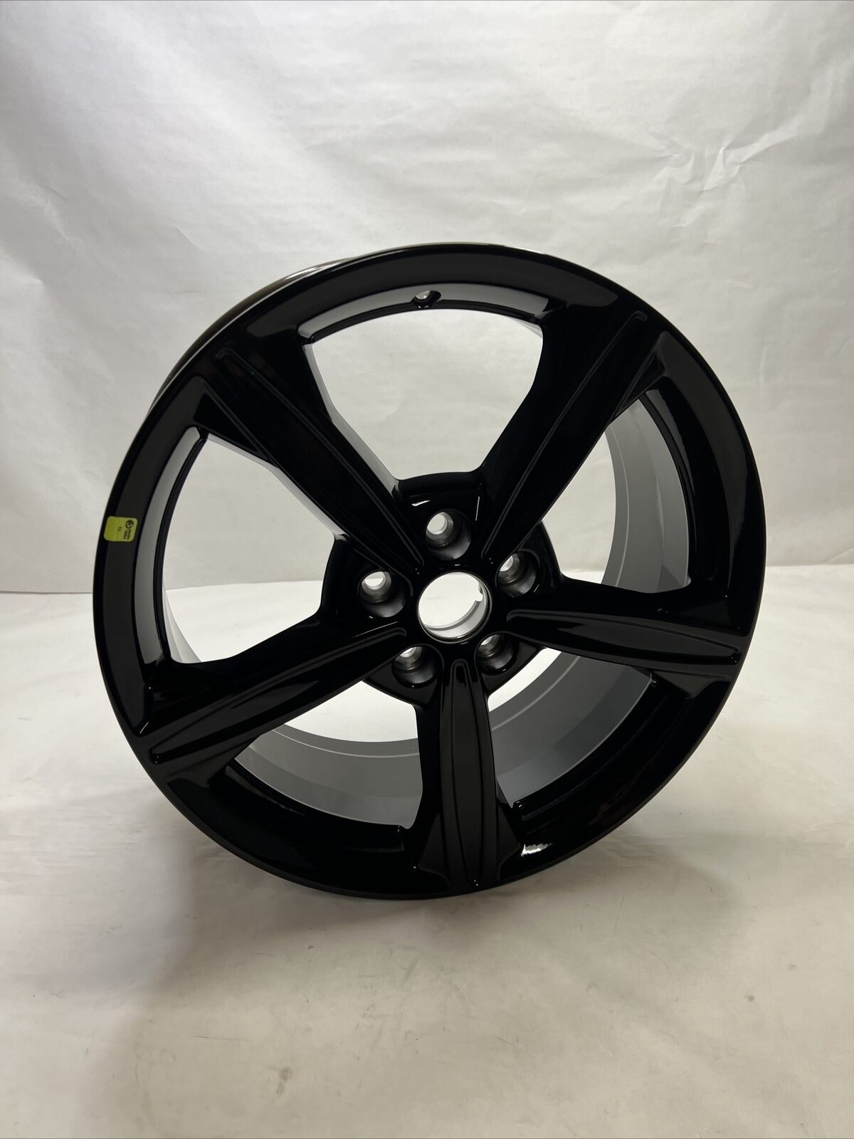 New OEM Genuine Ford Fusion 2016-2020 Wheel Alloy GS7Z1007B