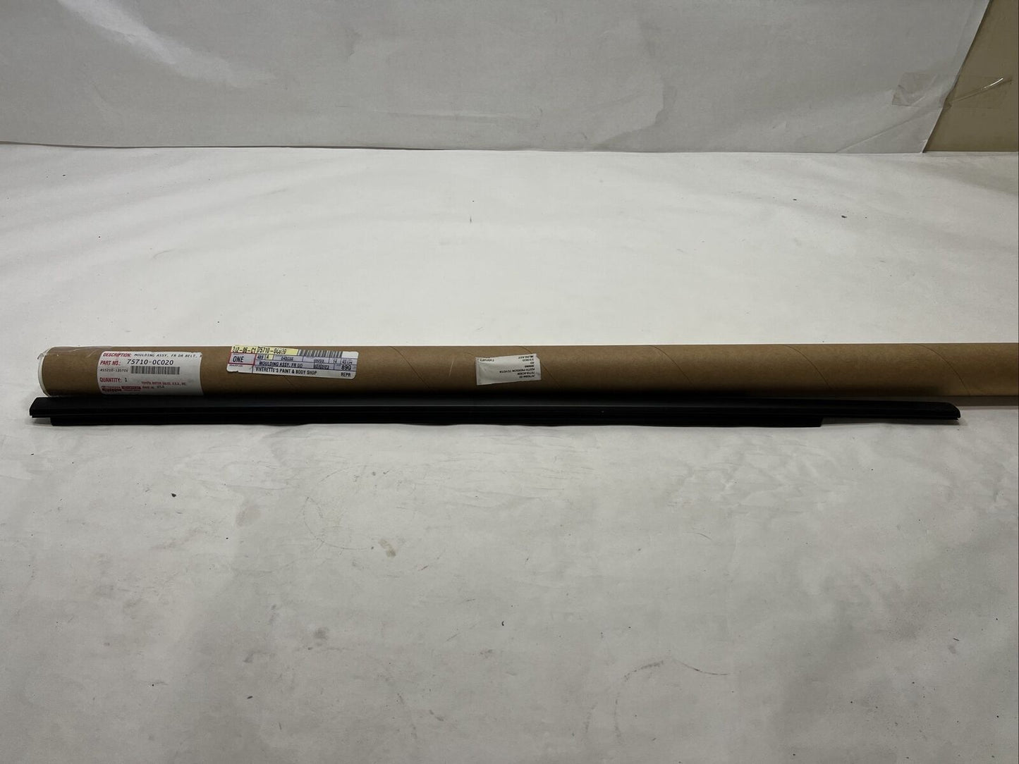 New OEM Genuine Toyota Tundra 2022 Belt Molding Assembly 757100C020