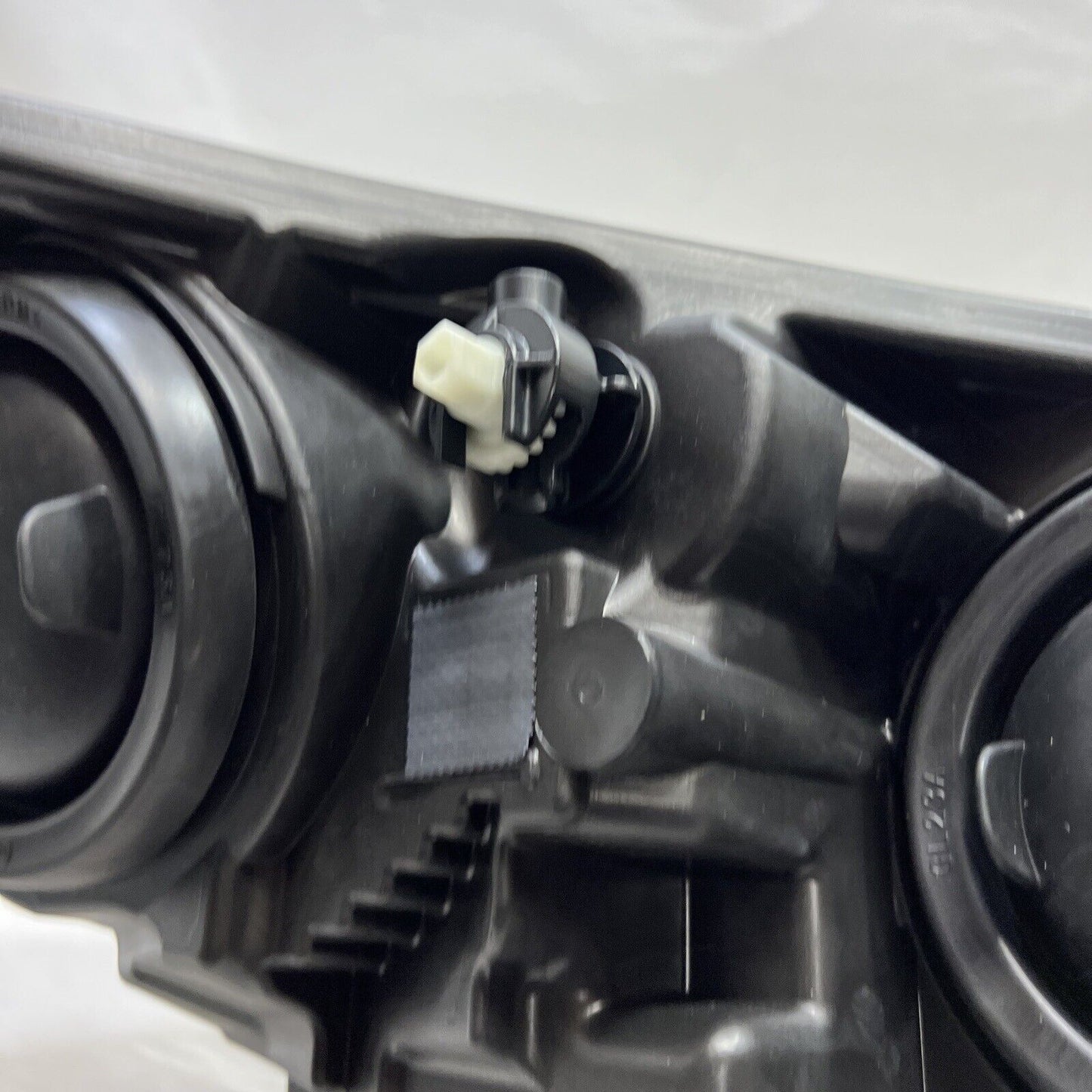 New OEM Genuine Ford Escape Headlight 2018-19 Driver Side JJ5Z13008D