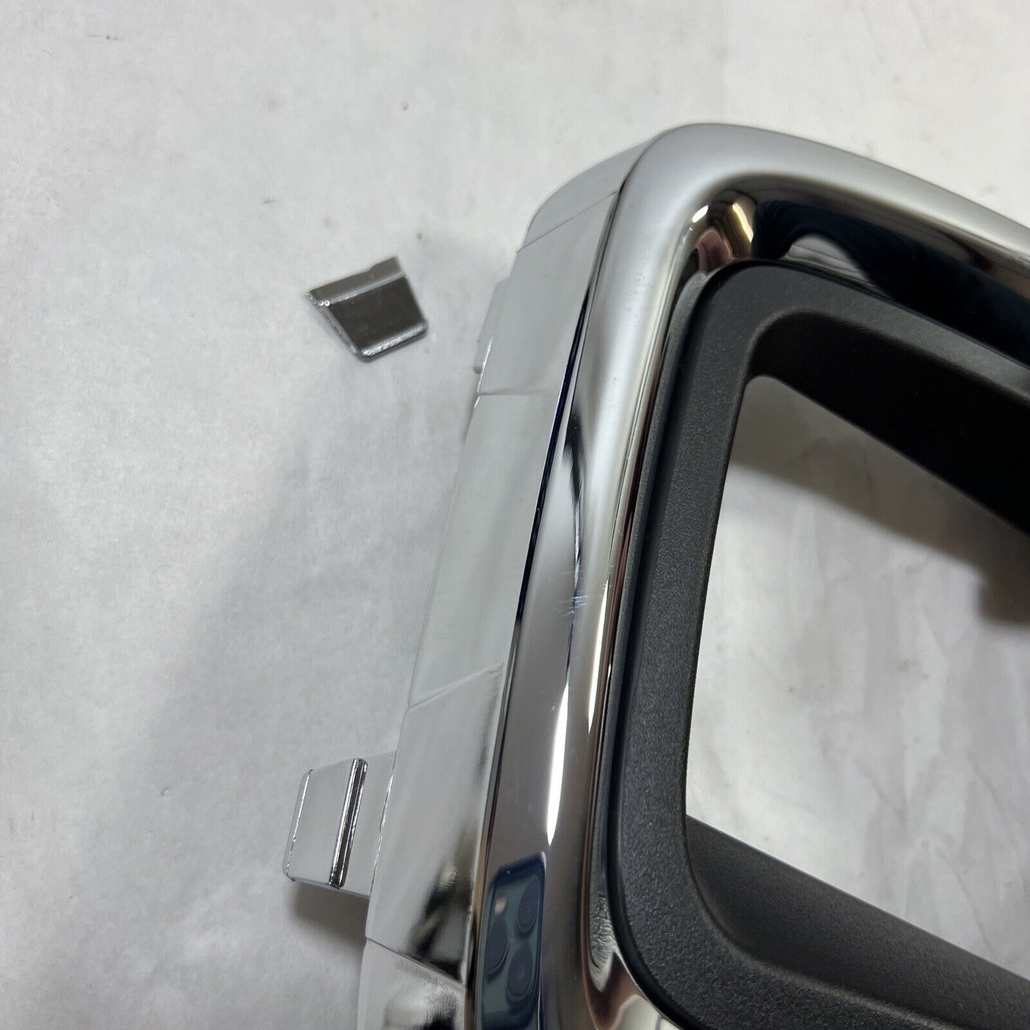 Genuine OEM GM Yukon Right Passenger Side Fog Lamp Bezel 2015-2020 22936427