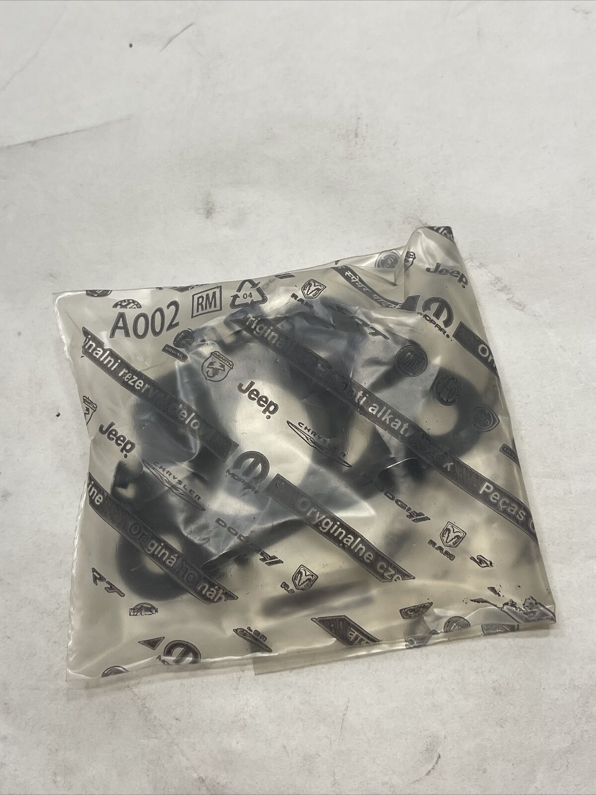 New OEM Genuine Mopar Wrangler Egr Tube Seal 68211320AA