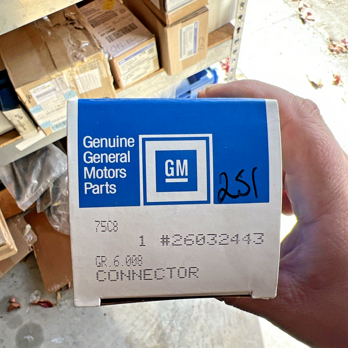 Genuine OEM GM Yukon Differential Carrier Vent Hose Connector 1997-2000 26032443