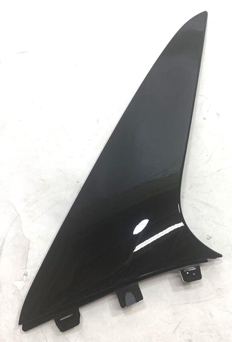 New OEM Ford Escape 20-22 Right Side Cover LJ6Z-78442K02-AA