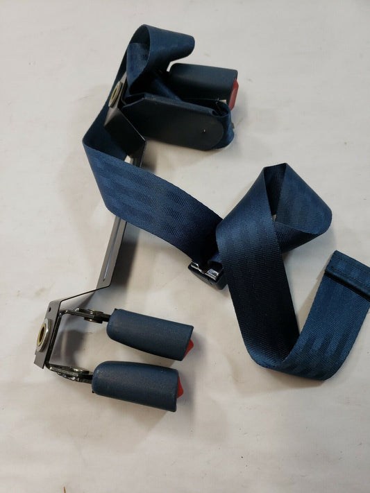 New OEM Chevy S10 Rear Seat Belt Buckles Blue GMC S15 Bravada 1991 15662557