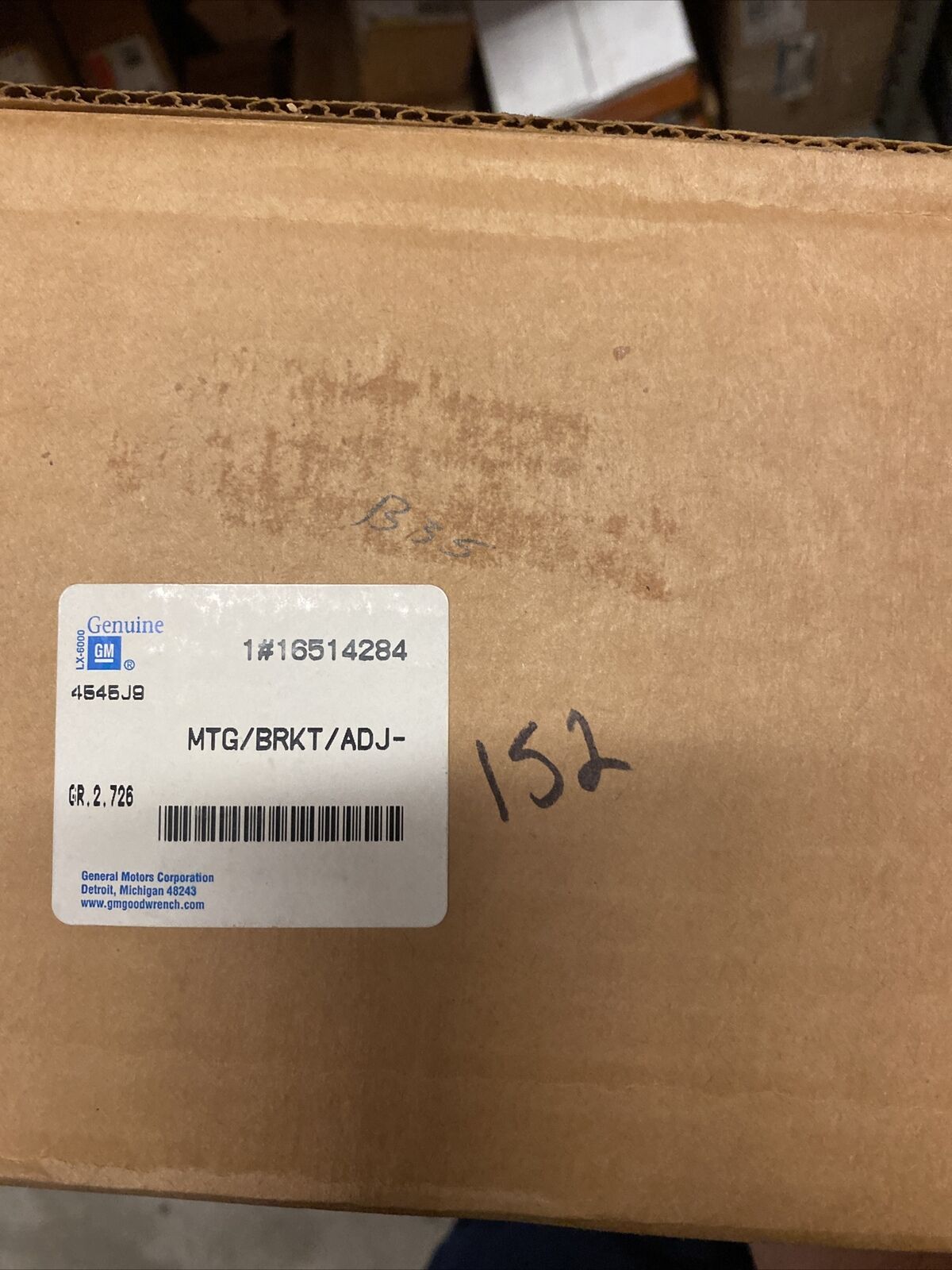 New OEM GM Chevy Lumina APV Lens & Housing Mount Bracket Right 1992-96 16514284