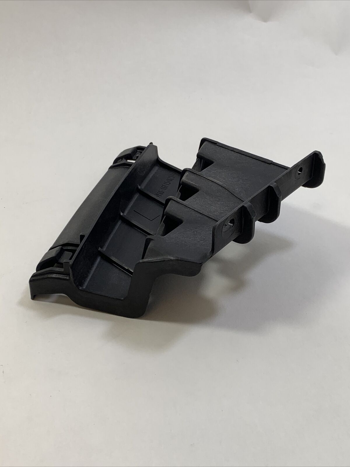 New Genuine GM 25802838 OEM Bracket